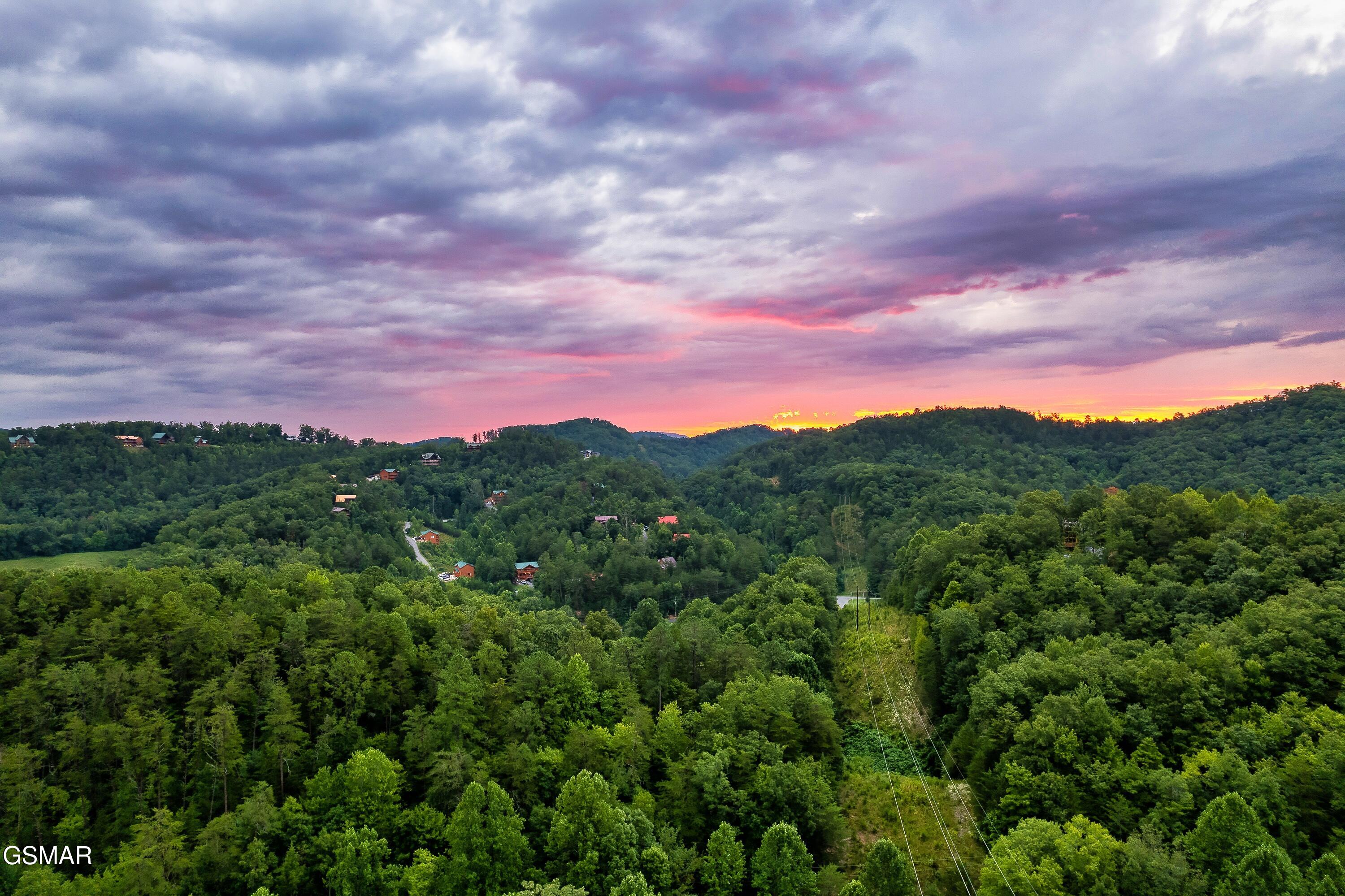 2420 Cove Mtn Lane Sevierville TN 37862
