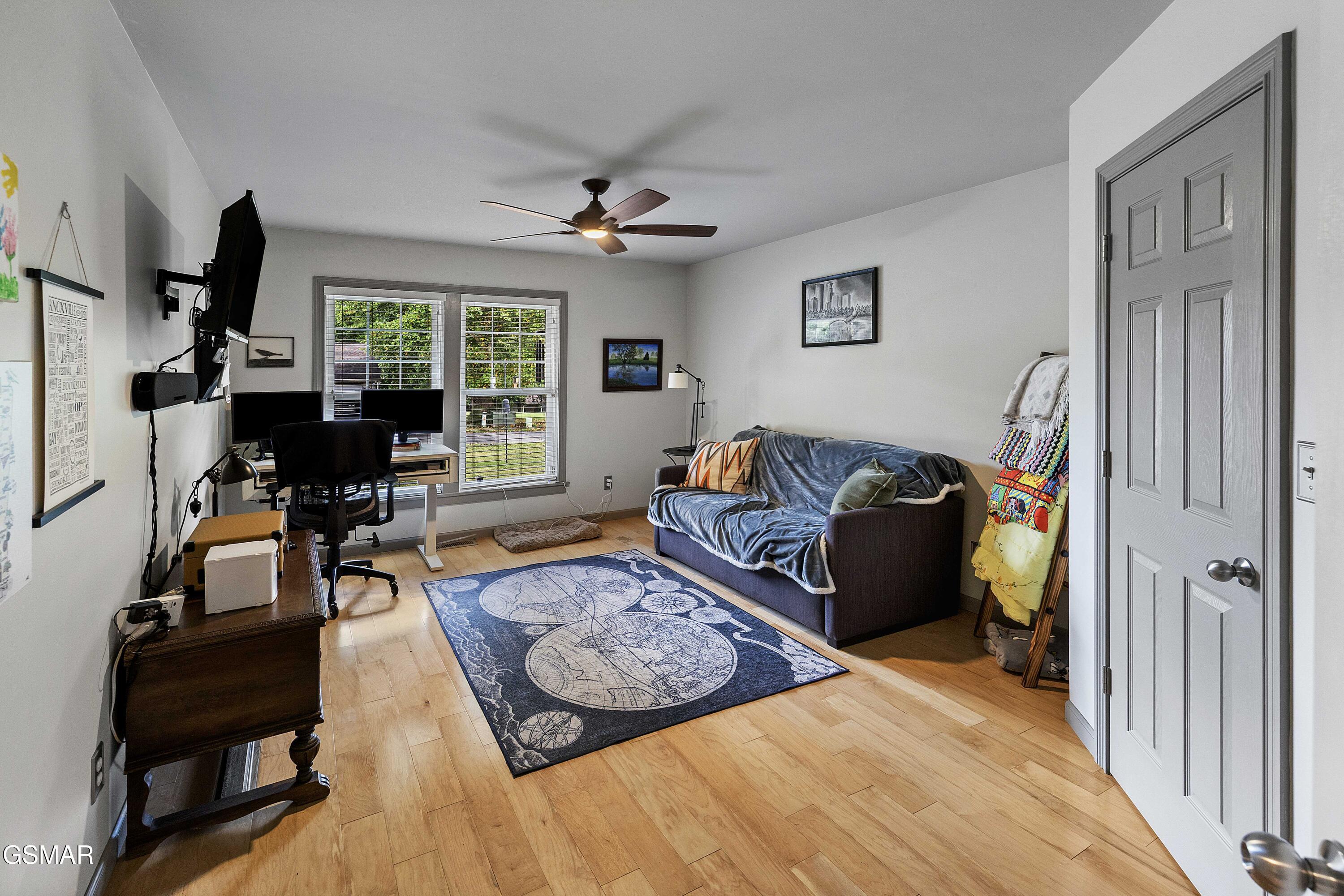 909 Claw Lane Kodak TN 37764