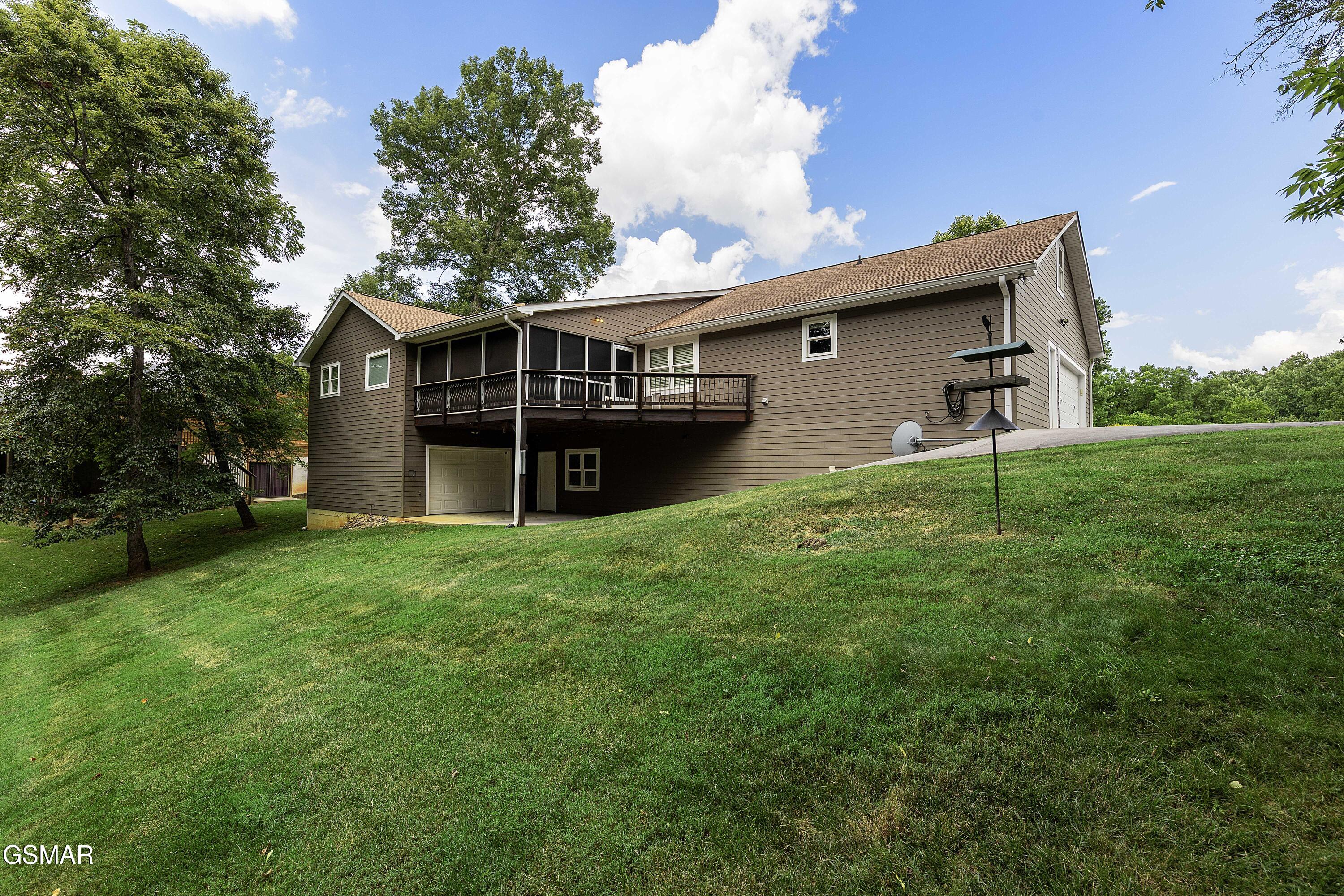 909 Claw Lane Kodak TN 37764