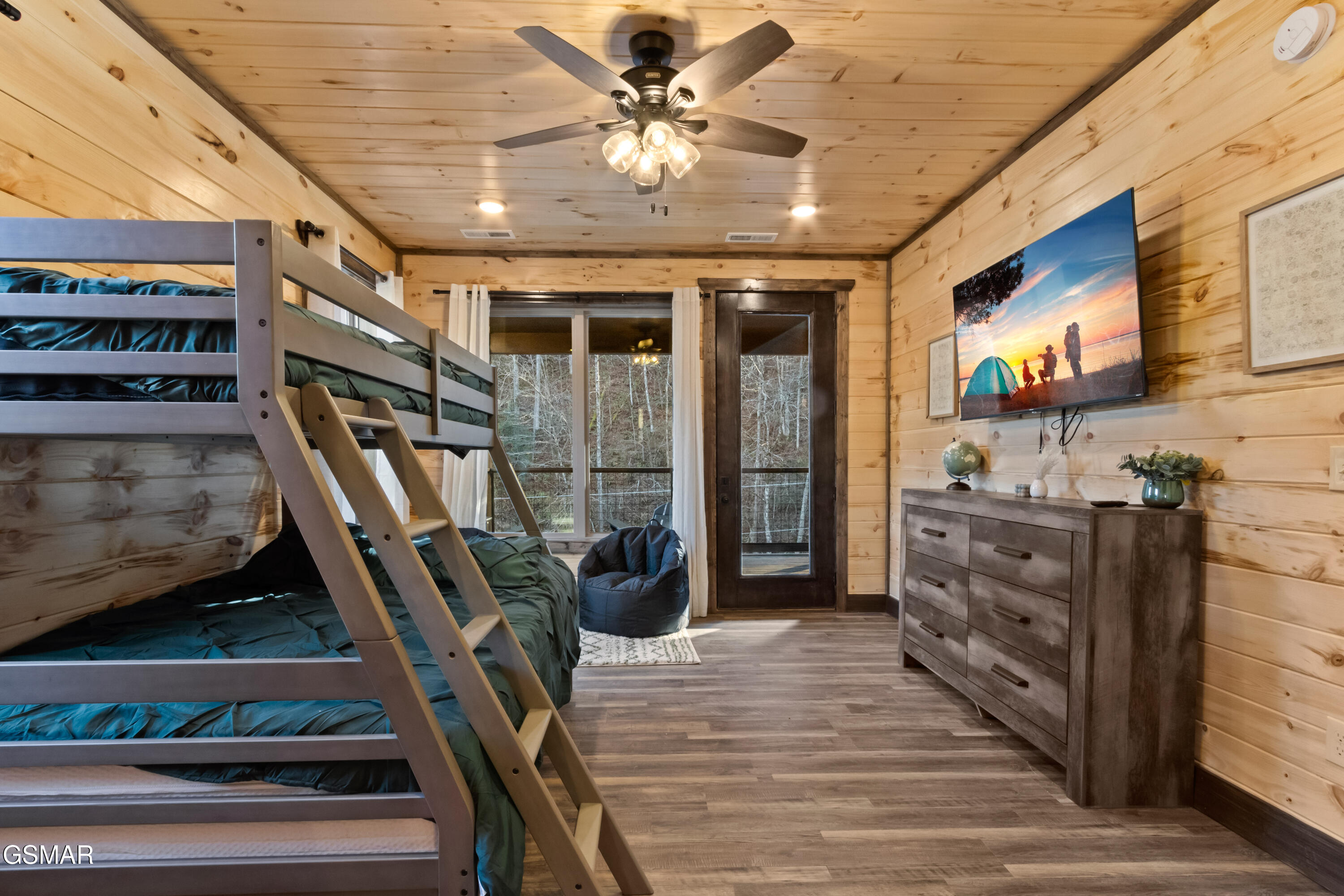 985 King Branch Road Sevierville TN 37876