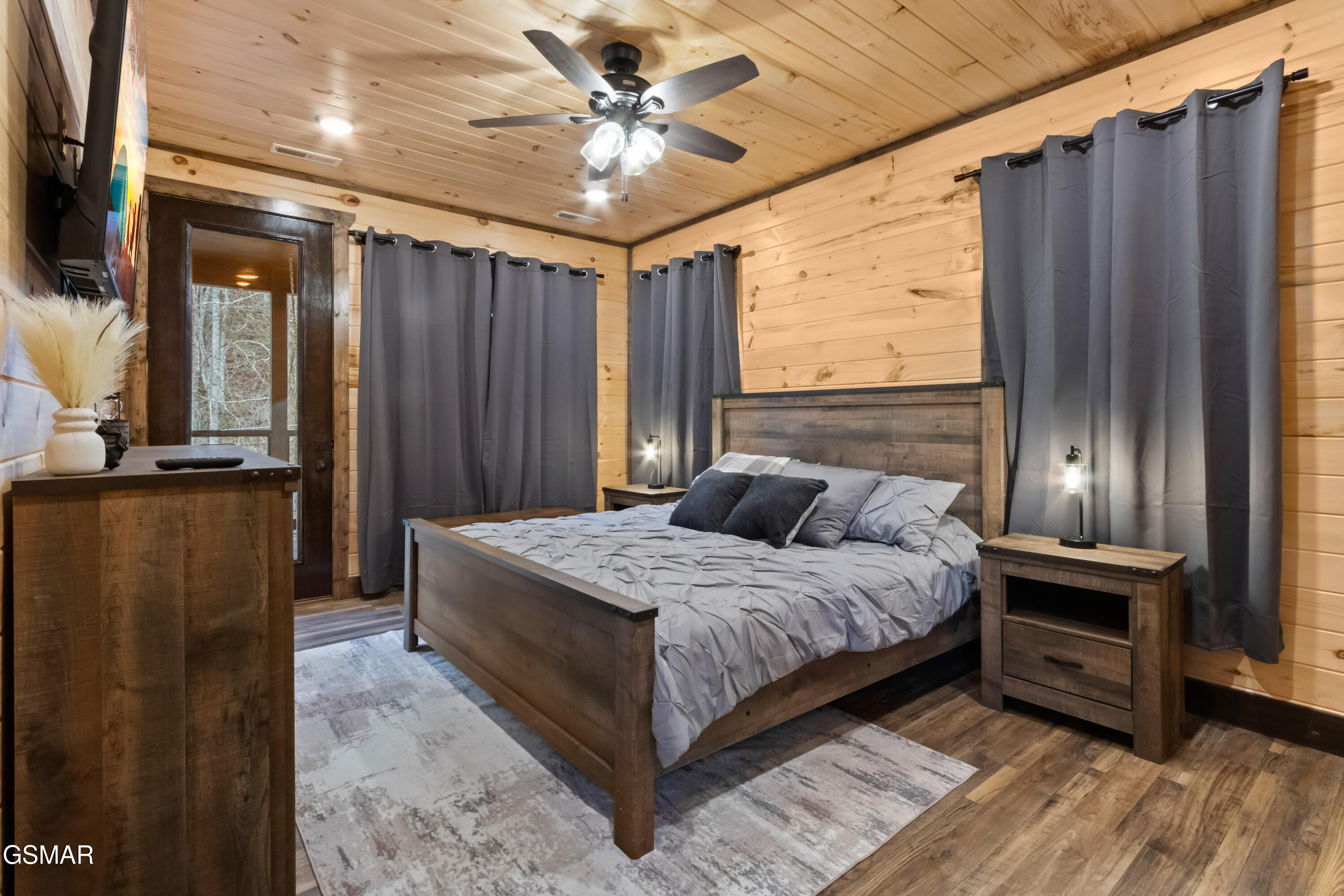 985 King Branch Road Sevierville TN 37876