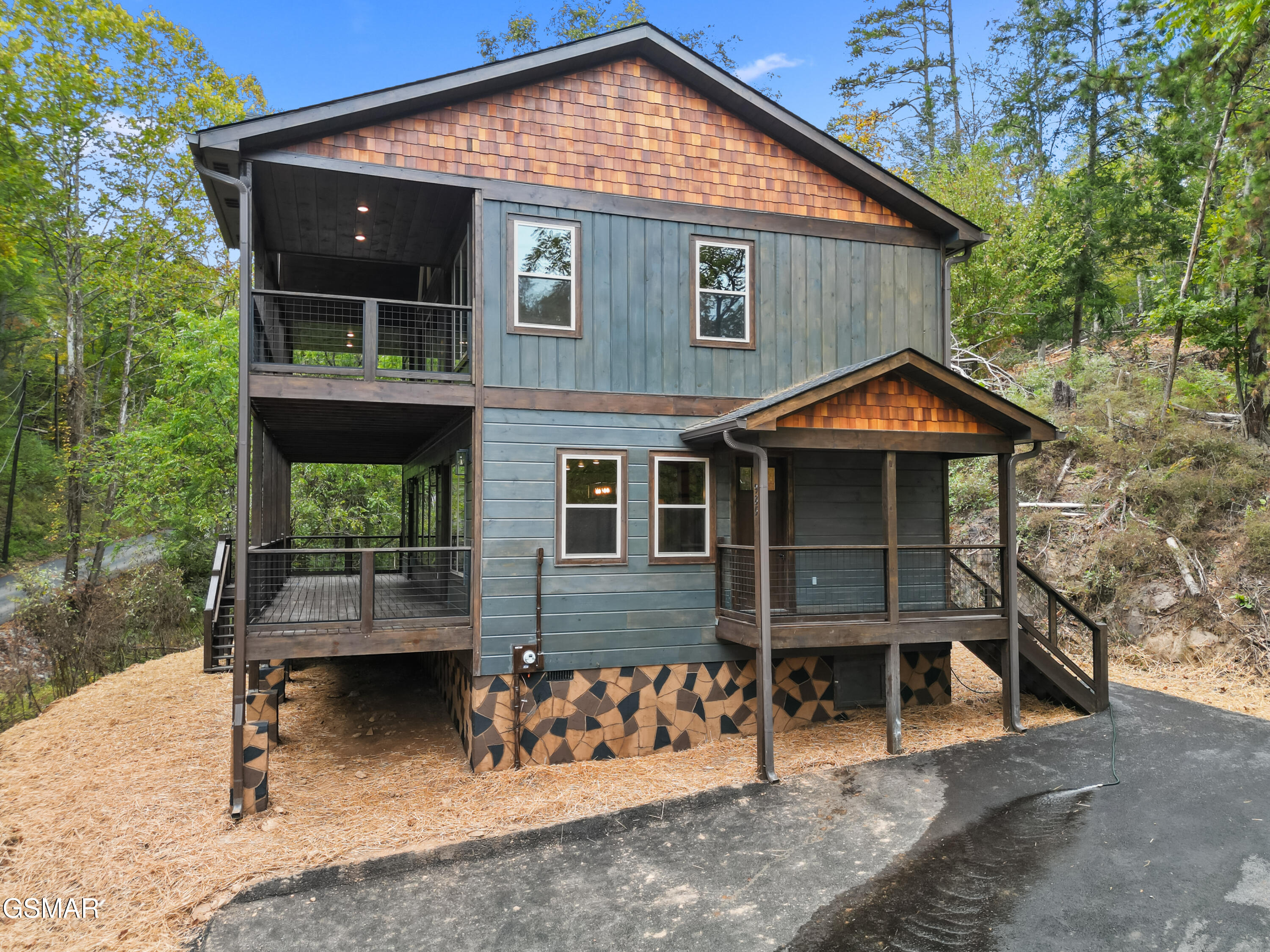 985 King Branch Road Sevierville TN 37876