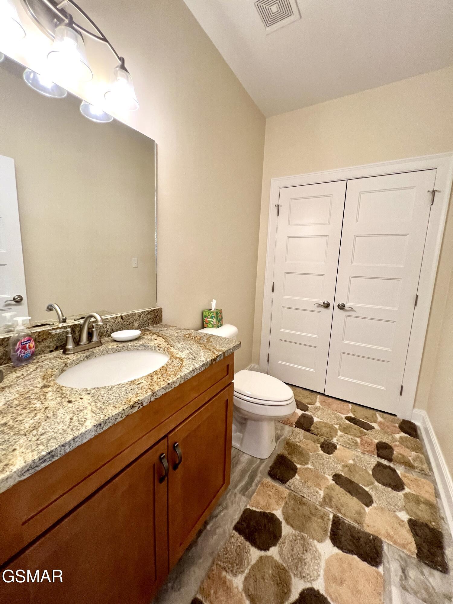 706 Fairgarden Circle Sevierville TN 37876