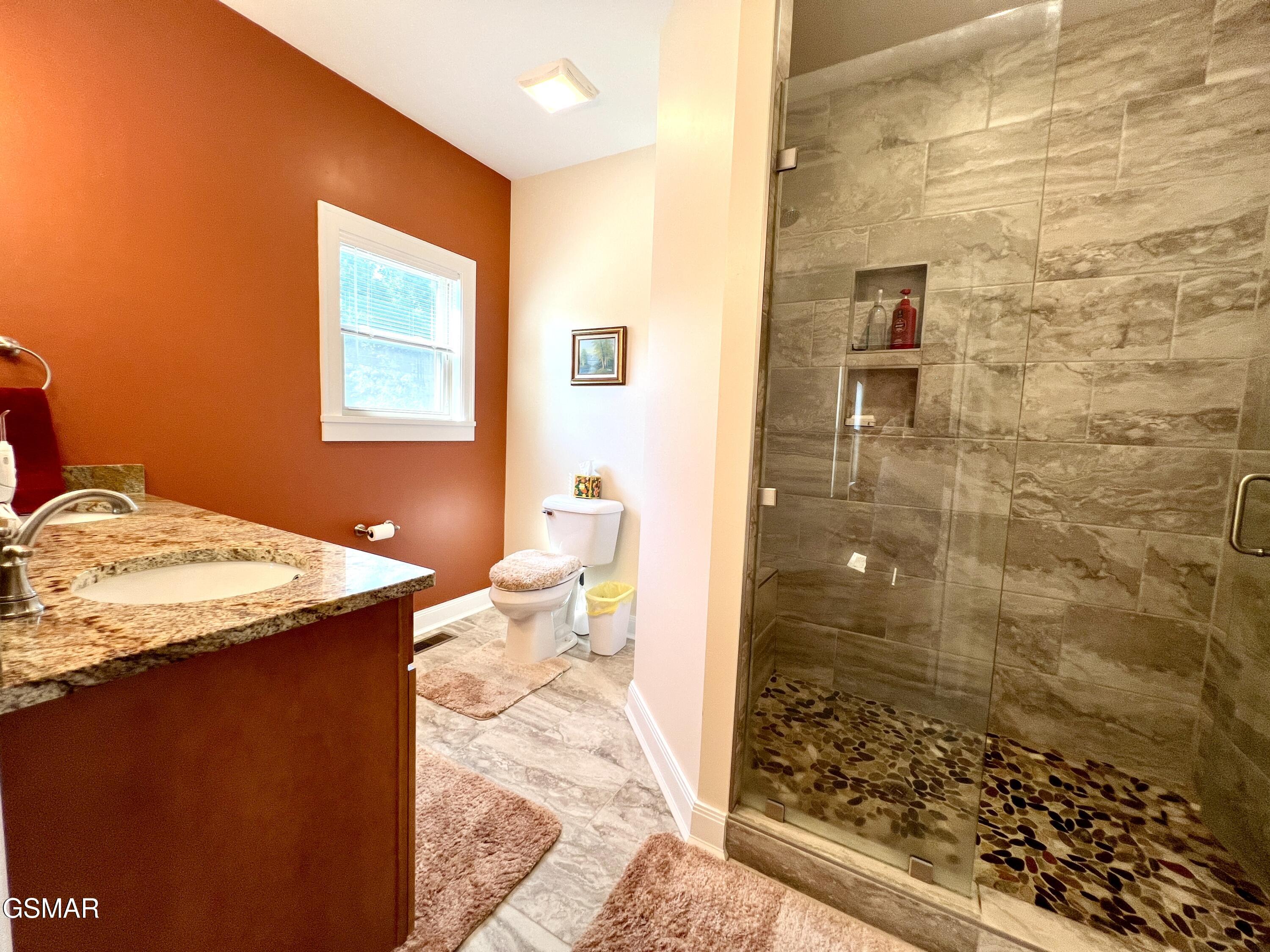 706 Fairgarden Circle Sevierville TN 37876