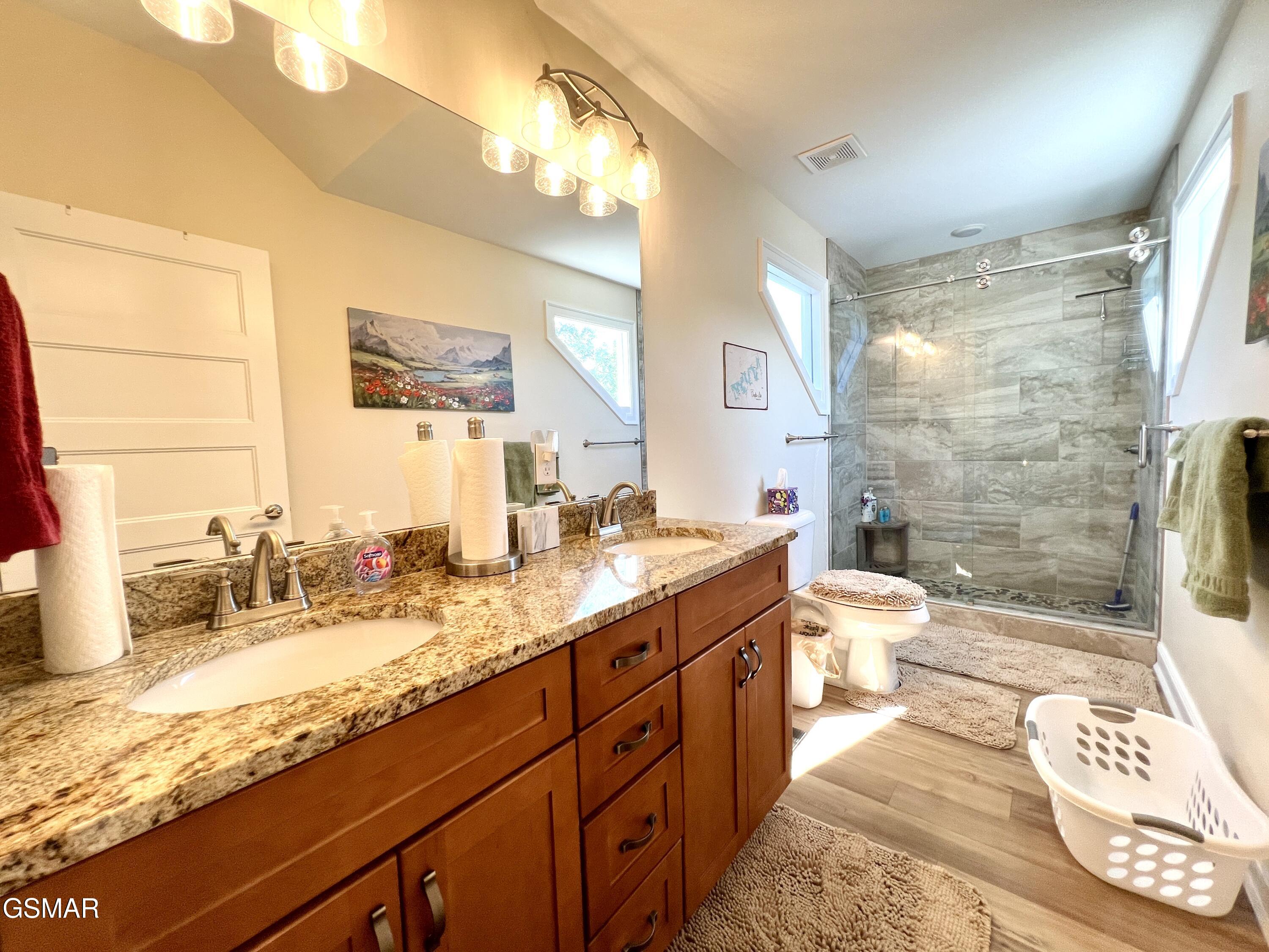 706 Fairgarden Circle Sevierville TN 37876