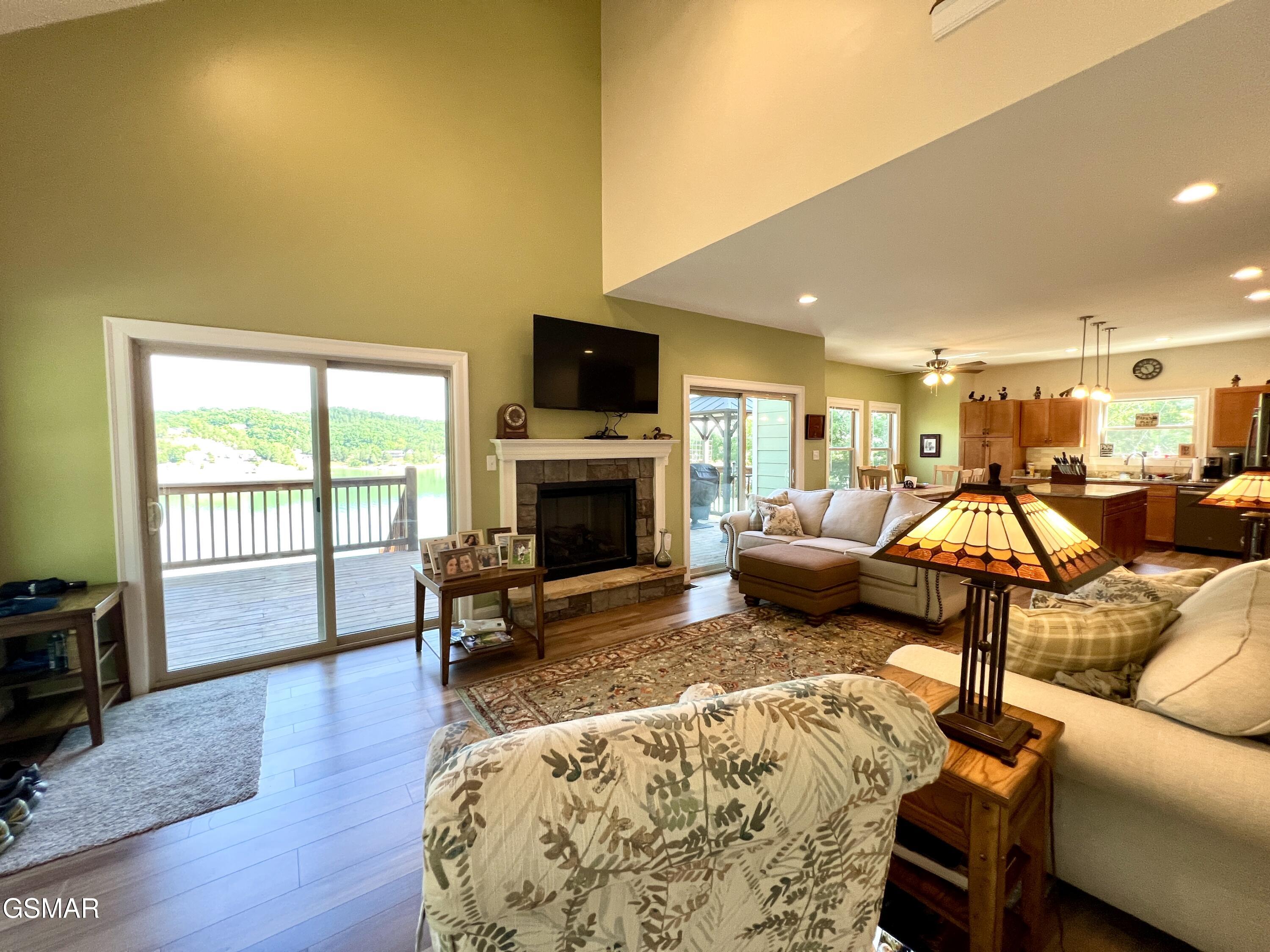 706 Fairgarden Circle Sevierville TN 37876