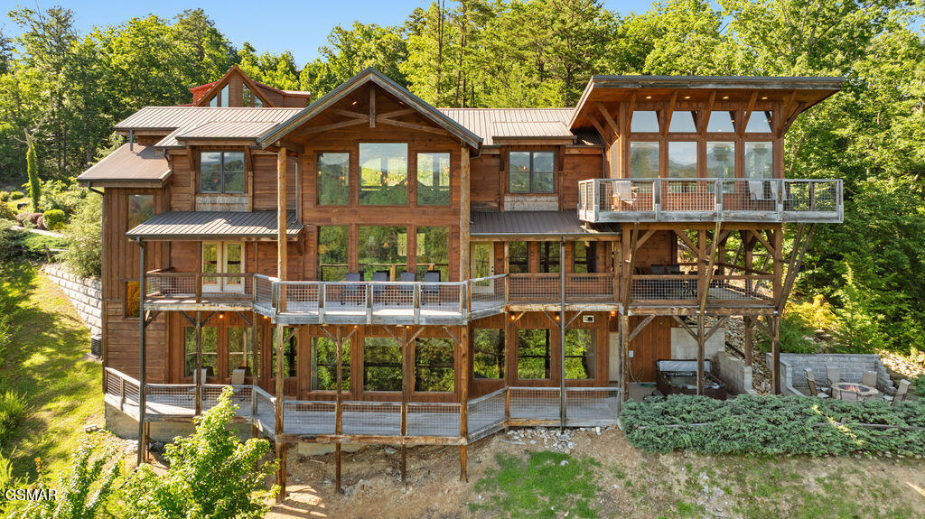 2470 Hackberry Drive Sevierville TN 37862