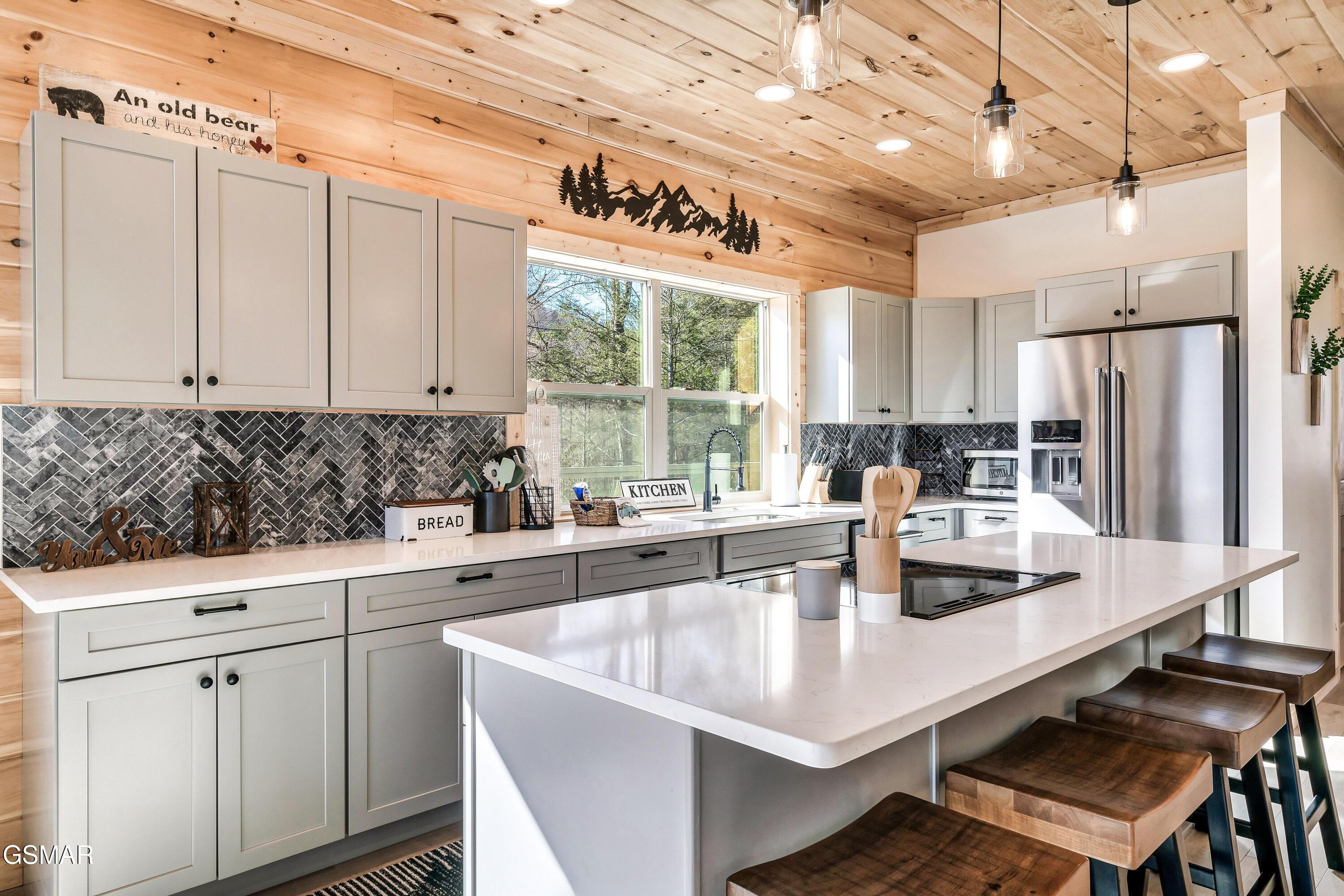 3138 Stepping Stone Drive Sevierville TN 37862