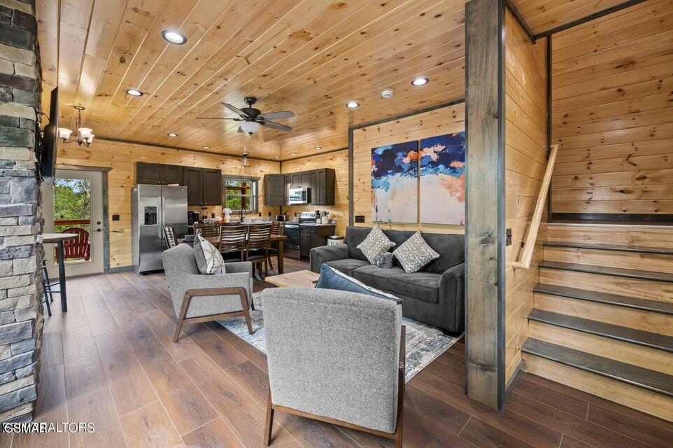 1864 Blue Tick Way Sevierville TN 37876