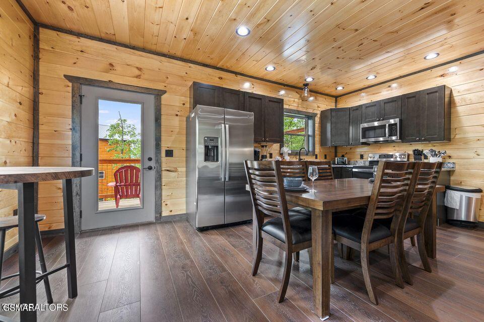 1864 Blue Tick Way Sevierville TN 37876