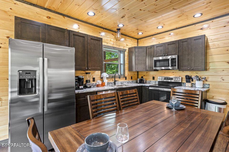 1864 Blue Tick Way Sevierville TN 37876