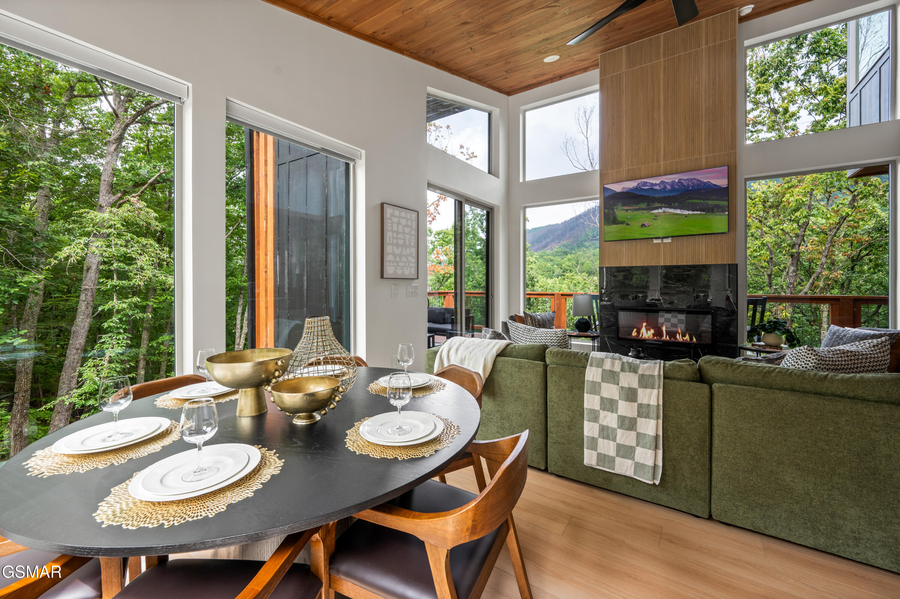 803 Big Bear Ridge Road Gatlinburg TN 37738