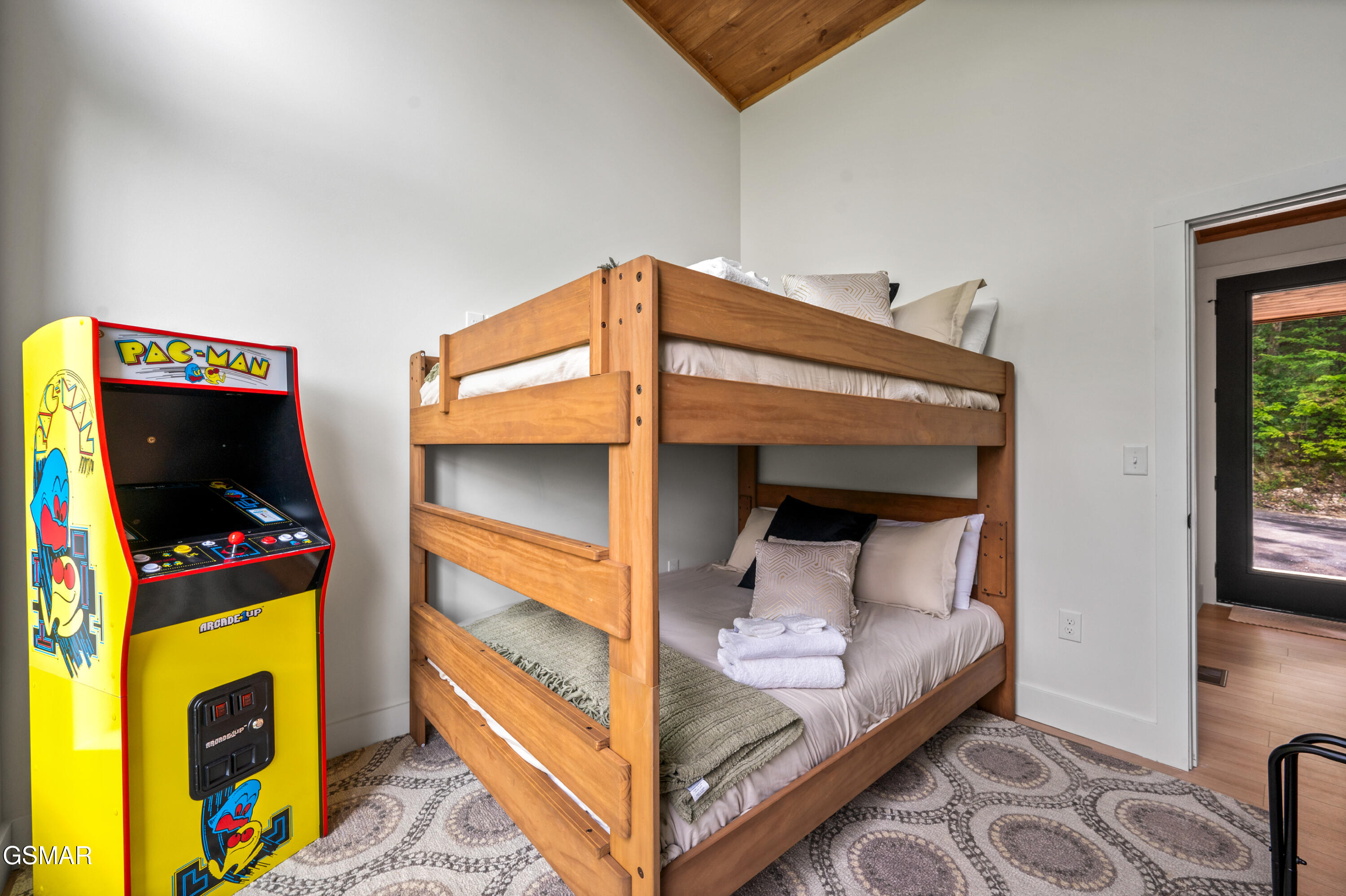 803 Big Bear Ridge Road Gatlinburg TN 37738