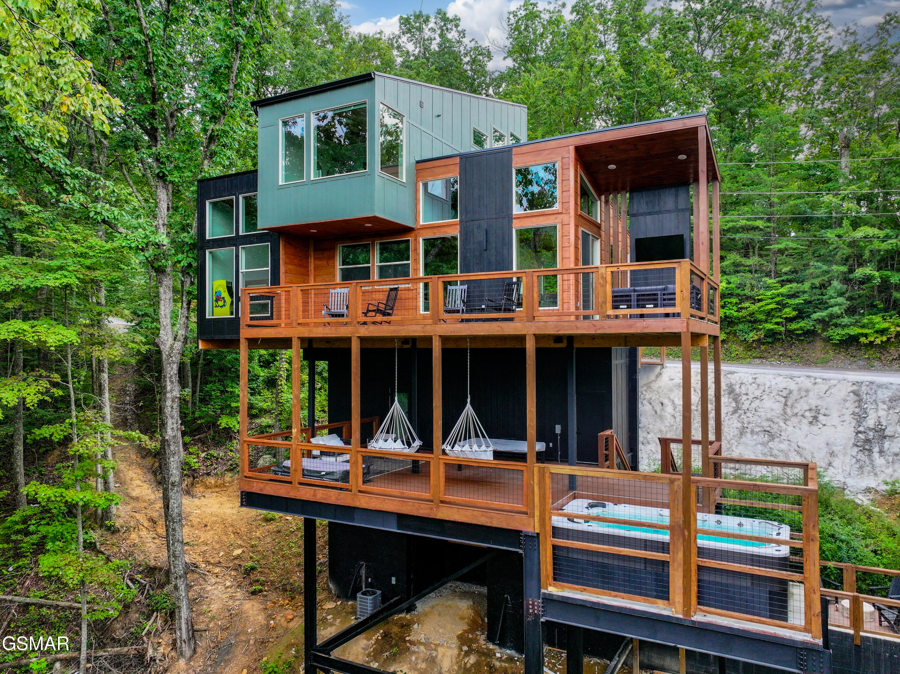 803 Big Bear Ridge Road Gatlinburg TN 37738