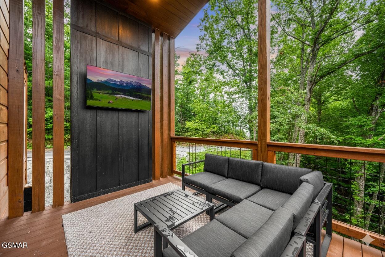 803 Big Bear Ridge Road Gatlinburg TN 37738