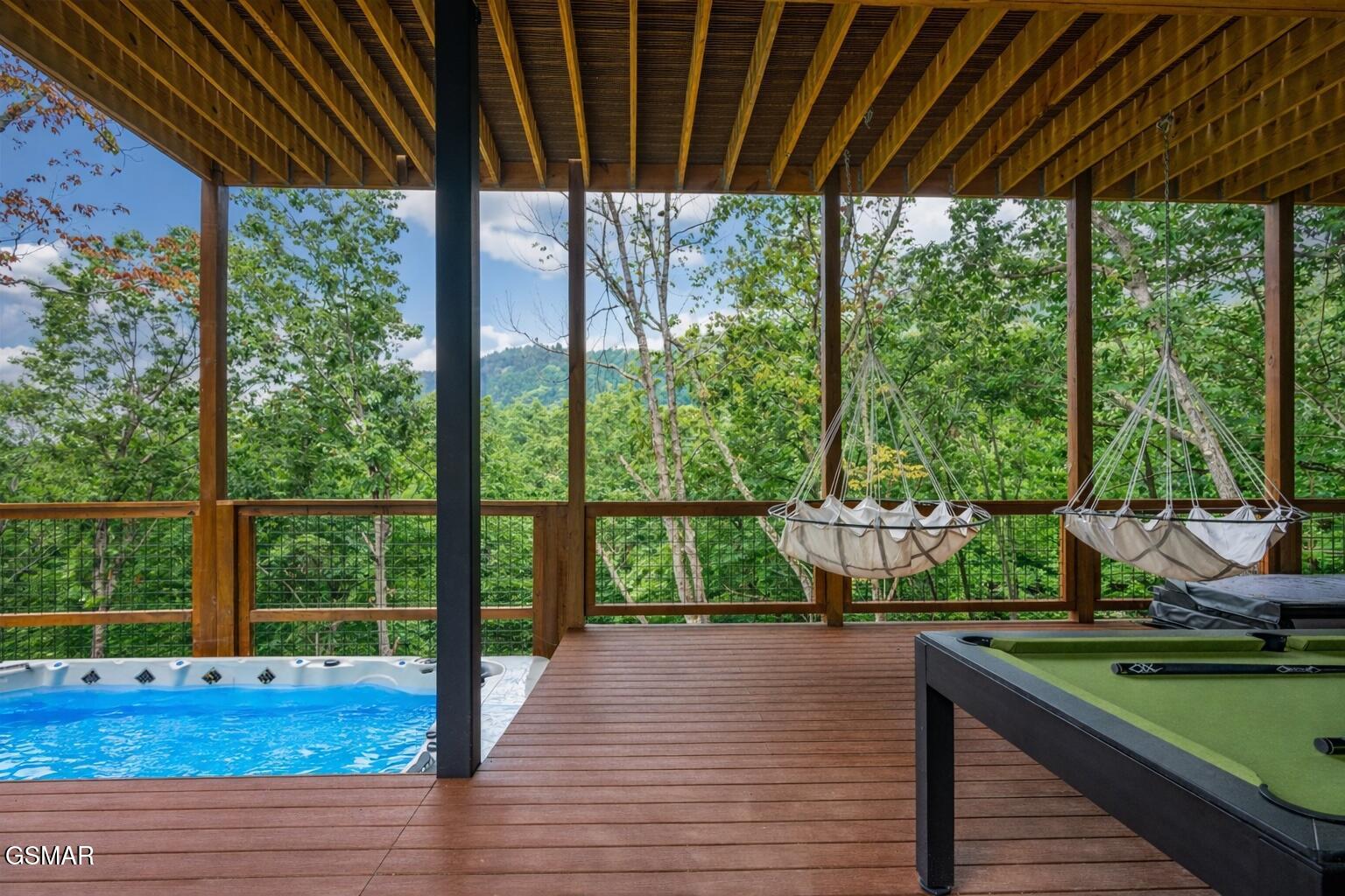 803 Big Bear Ridge Road Gatlinburg TN 37738