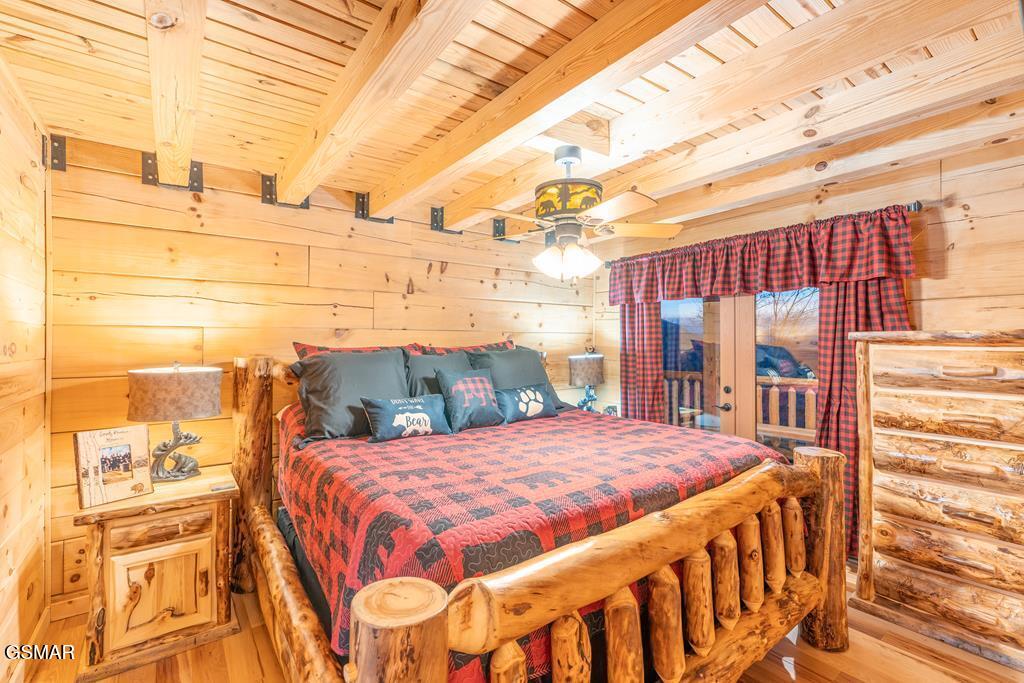 4015 Ravens Den Way Sevierville TN 37862