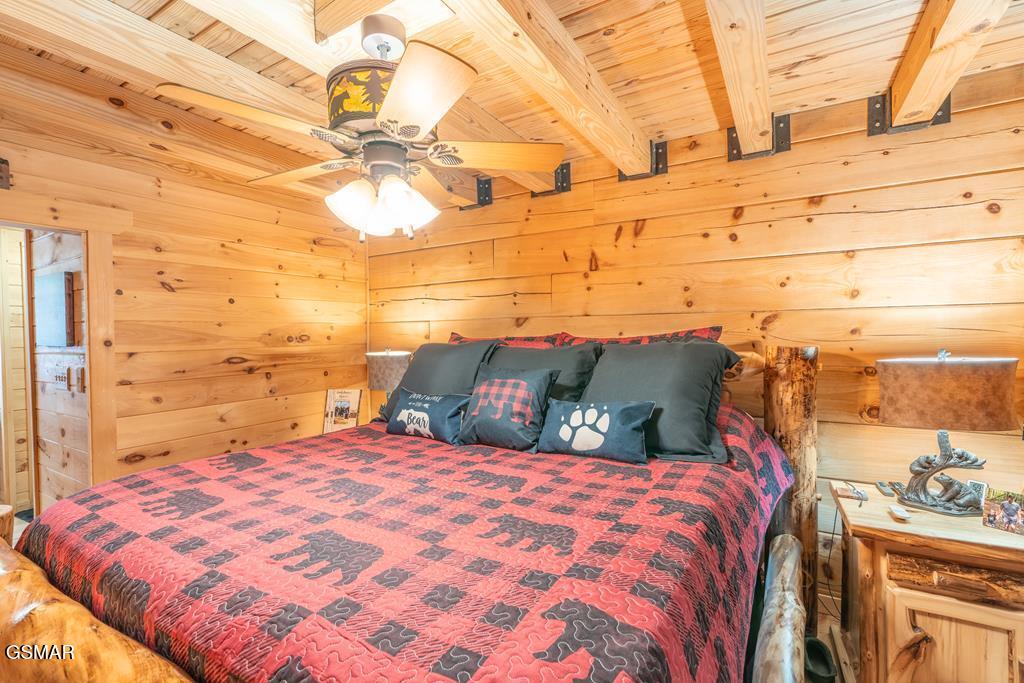 4015 Ravens Den Way Sevierville TN 37862