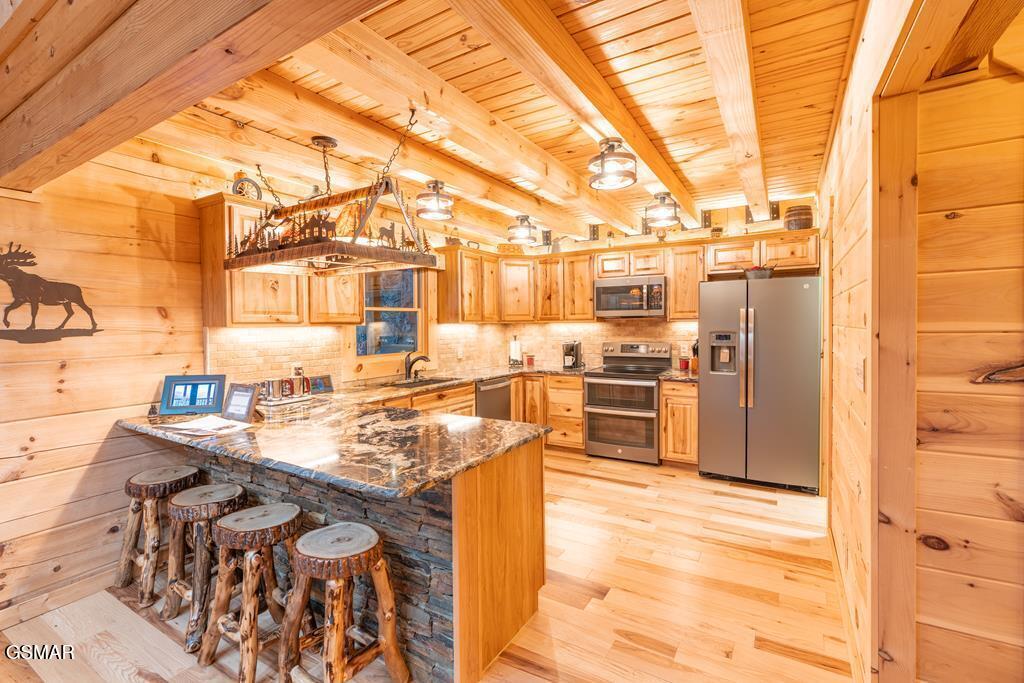 4015 Ravens Den Way Sevierville TN 37862