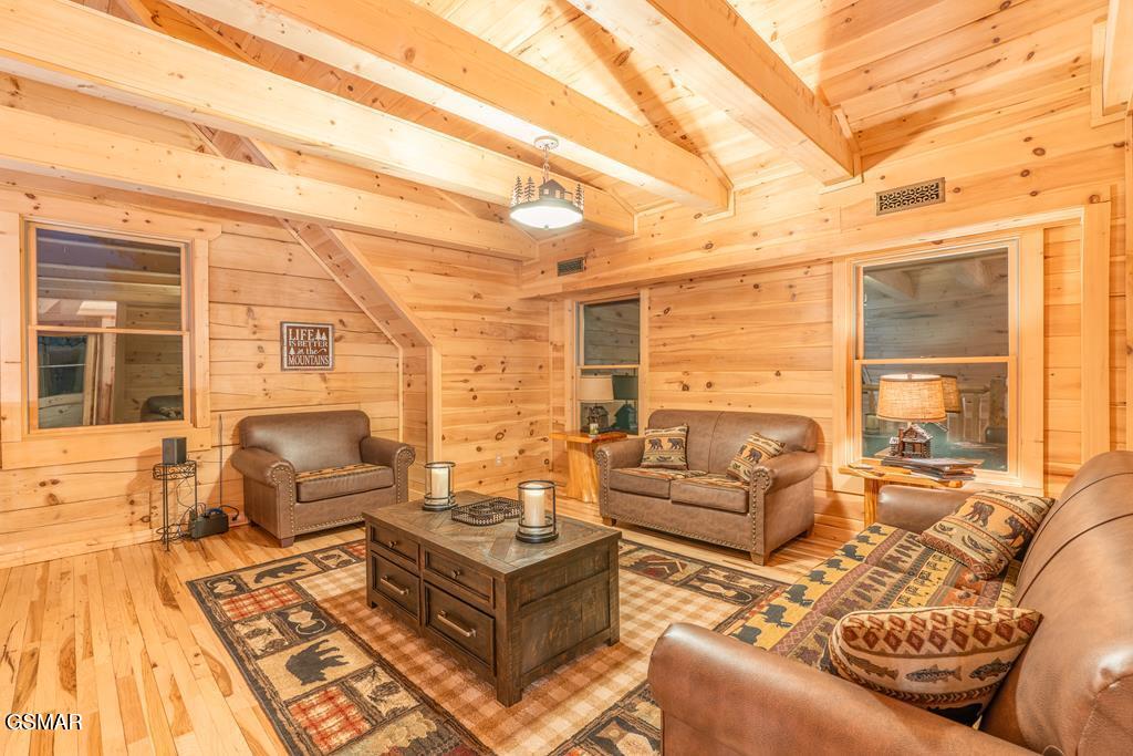 4015 Ravens Den Way Sevierville TN 37862