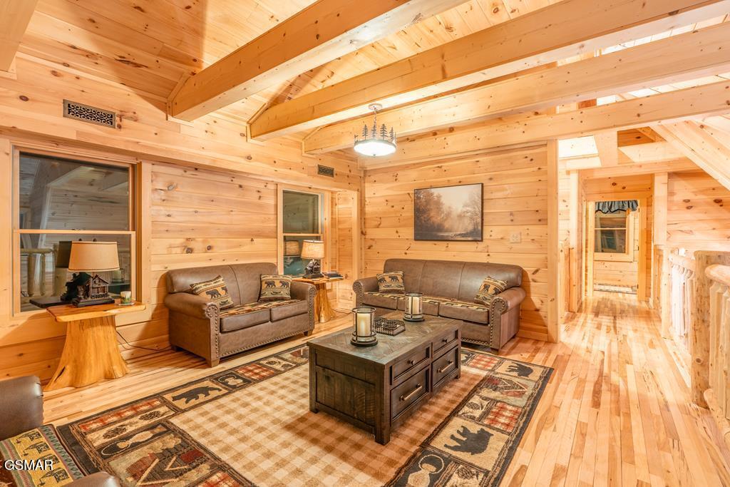 4015 Ravens Den Way Sevierville TN 37862