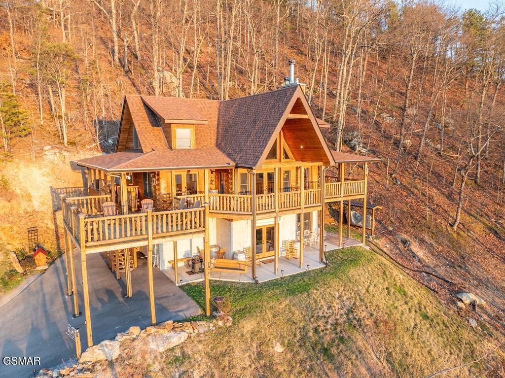 4015 Ravens Den Way Sevierville TN 37862