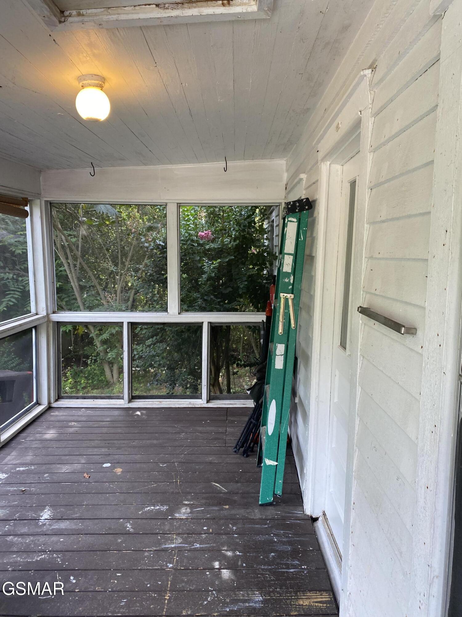 1825 Newman Town Road Sevierville TN 37862