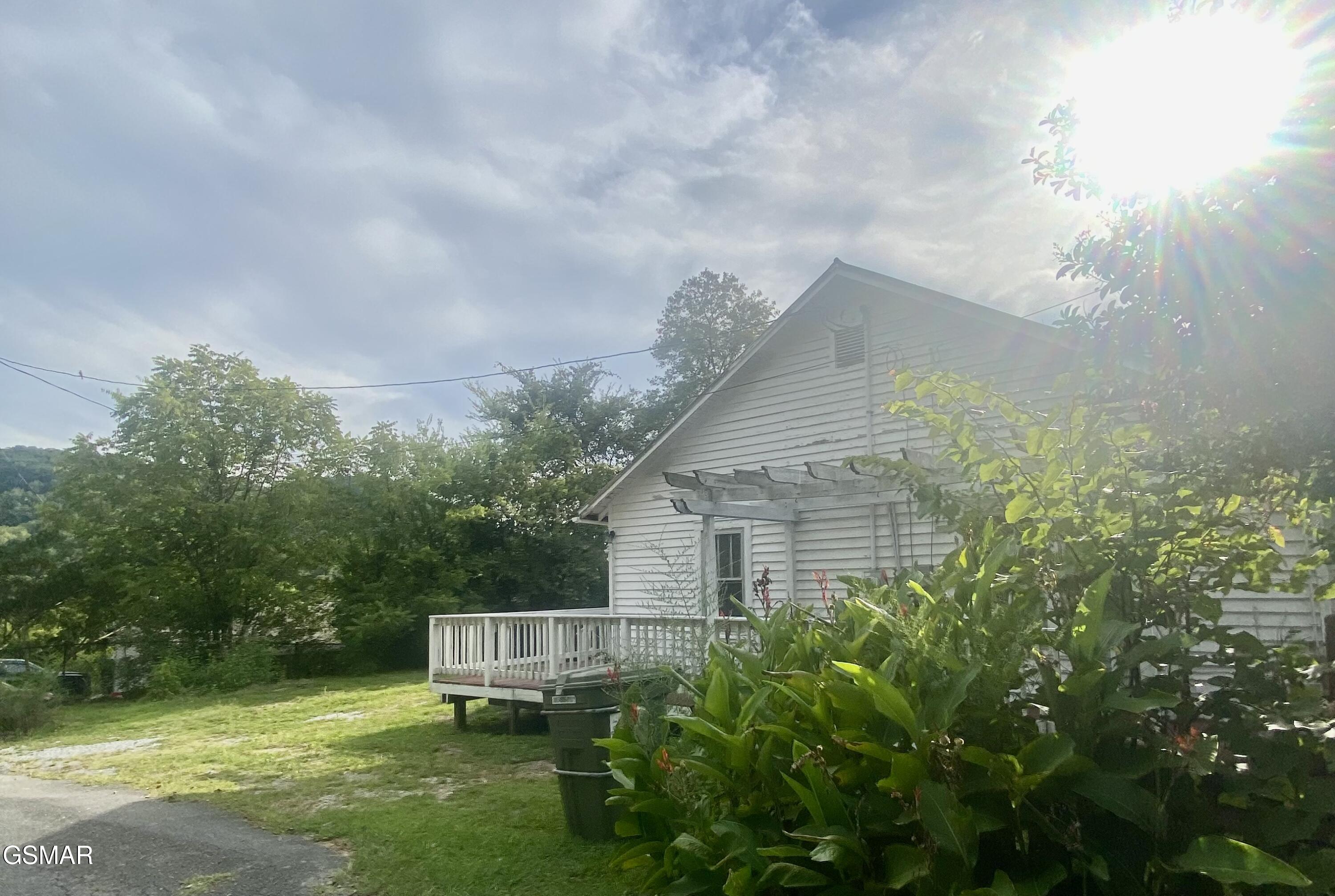 1825 Newman Town Road Sevierville TN 37862