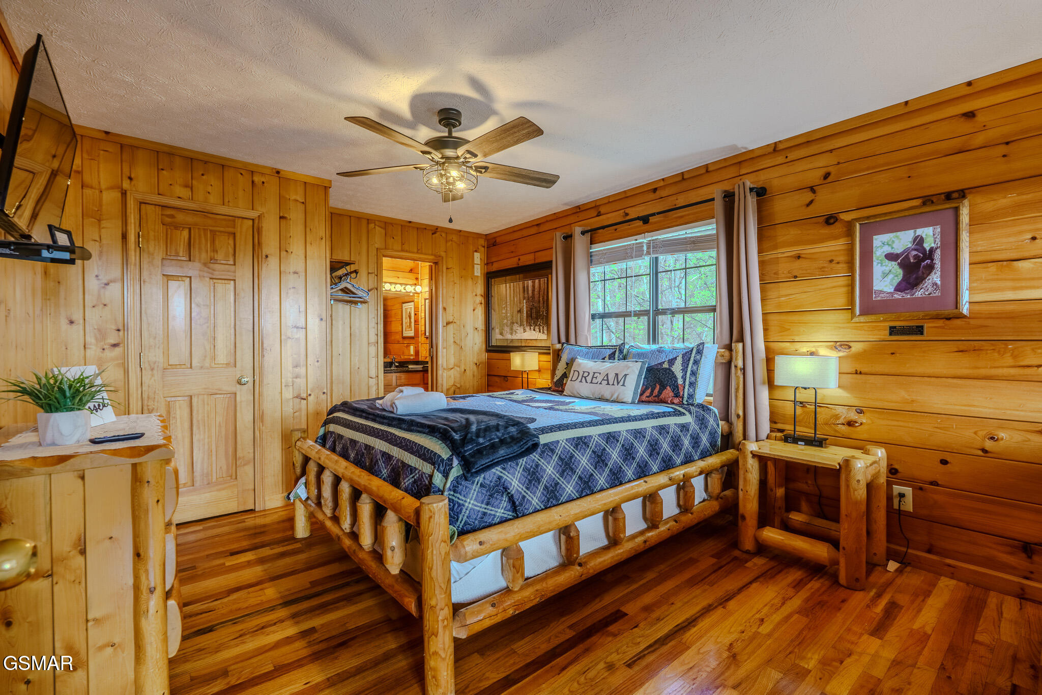 1650 Pinewood Way Sevierville TN 37862