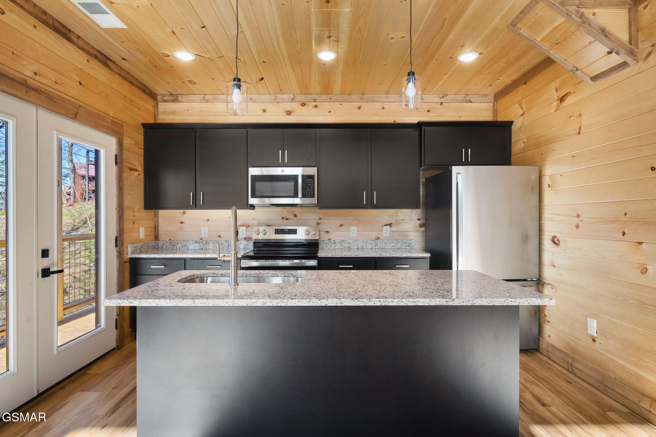 1568 Rainbow Ridge Way Sevierville TN 37862