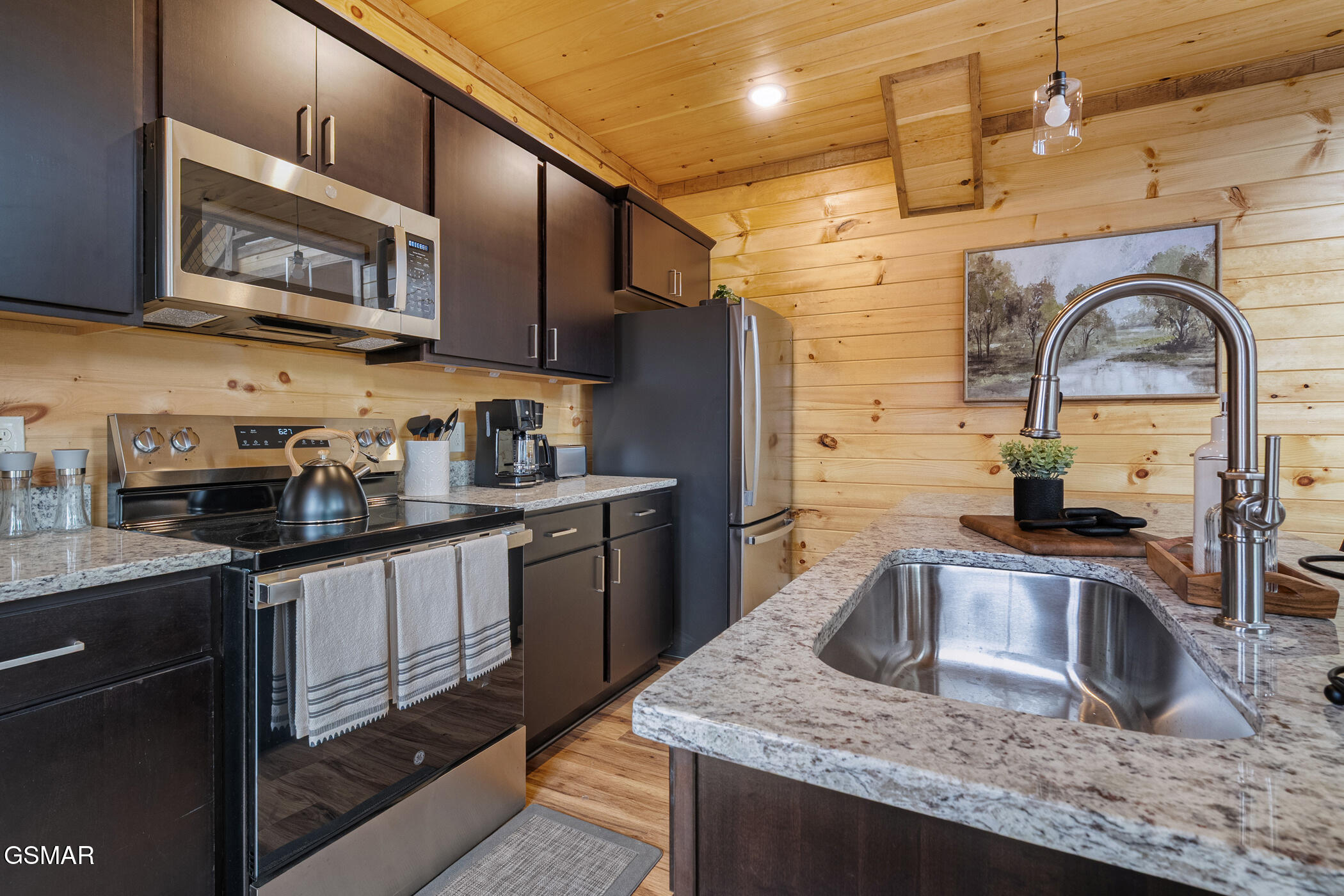 1568 Rainbow Ridge Way Sevierville TN 37862