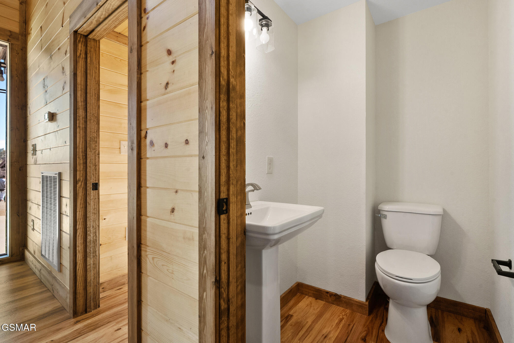 1568 Rainbow Ridge Way Sevierville TN 37862