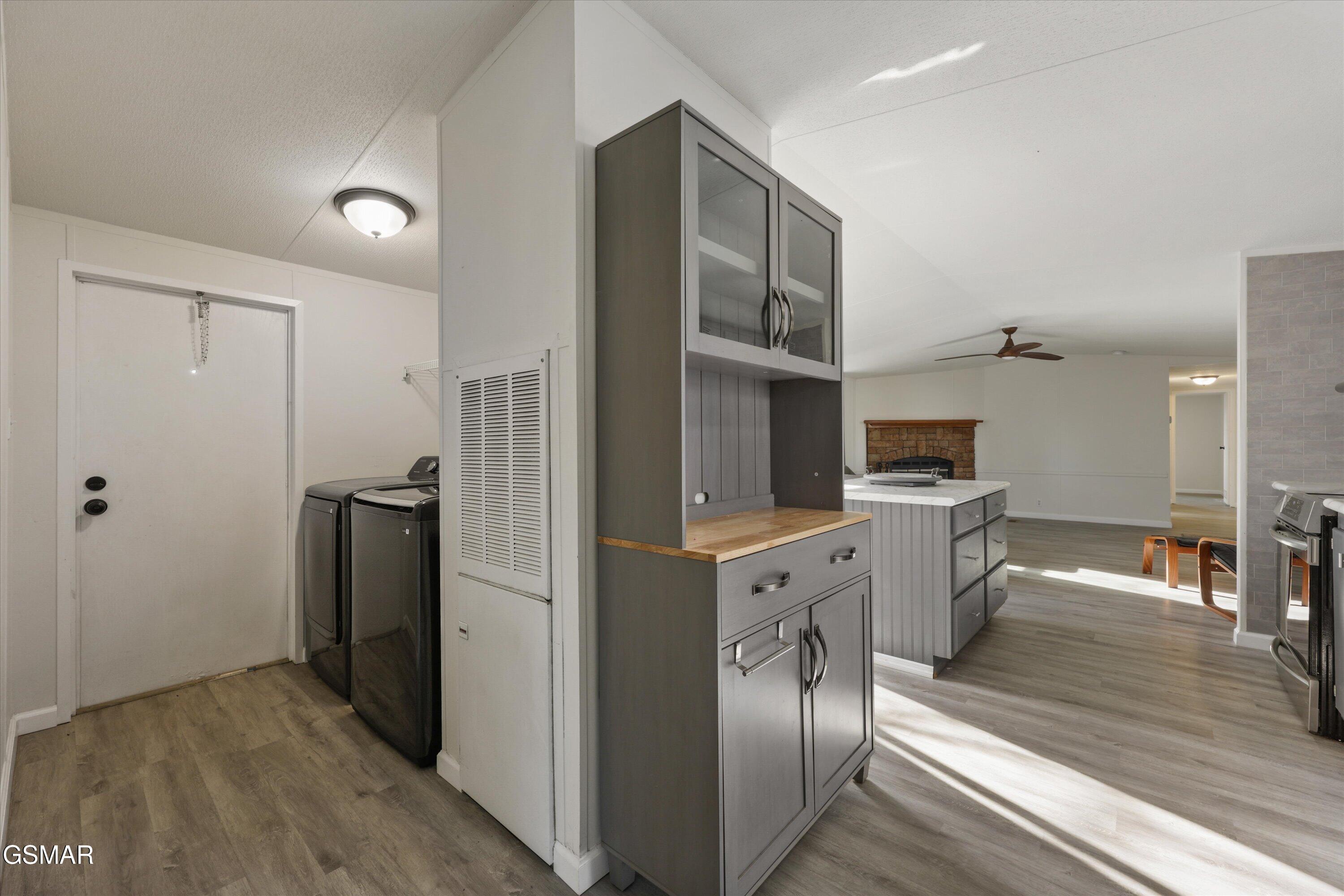 1729 Walnut Hill Lane Sevierville TN 37876