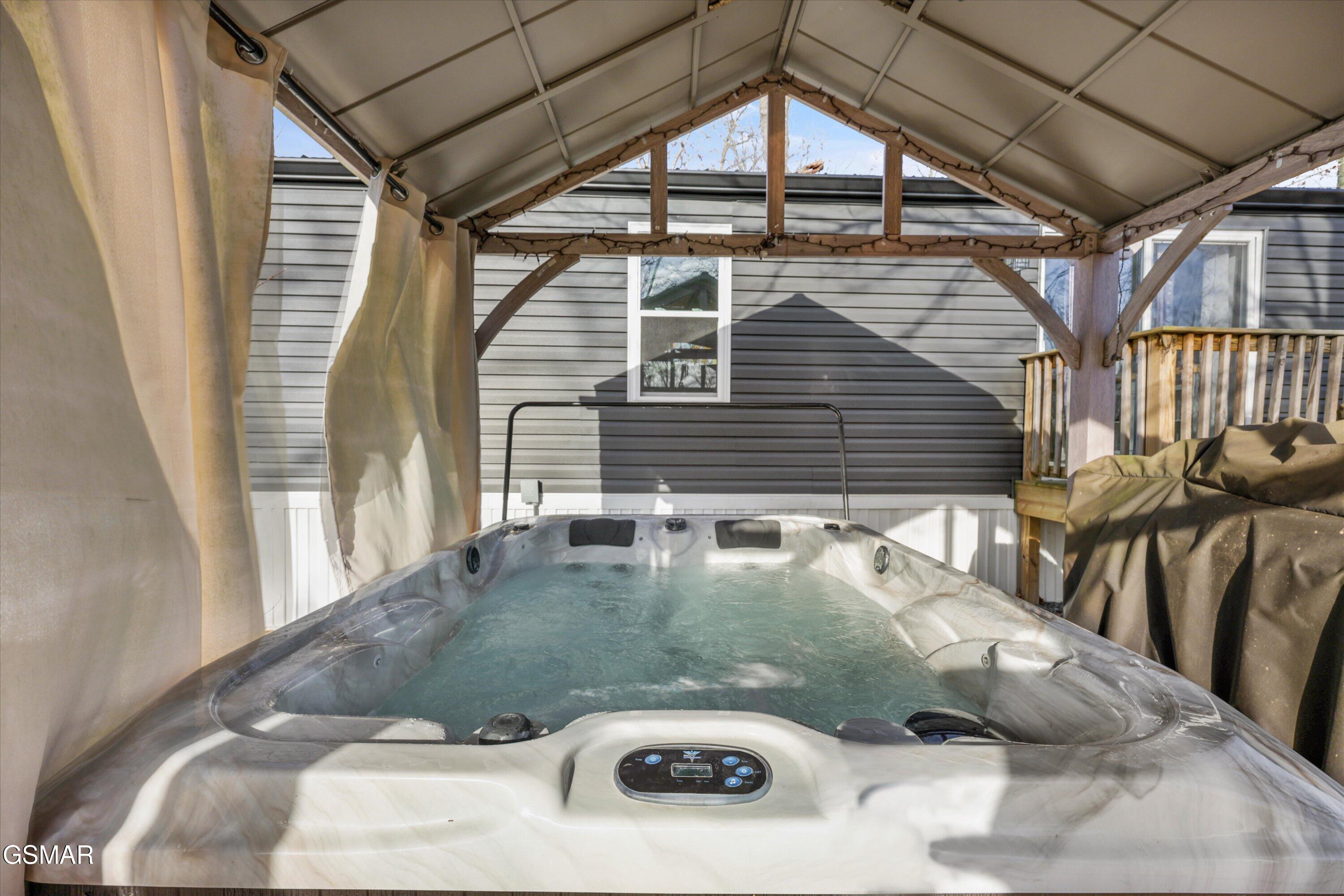 1729 Walnut Hill Lane Sevierville TN 37876