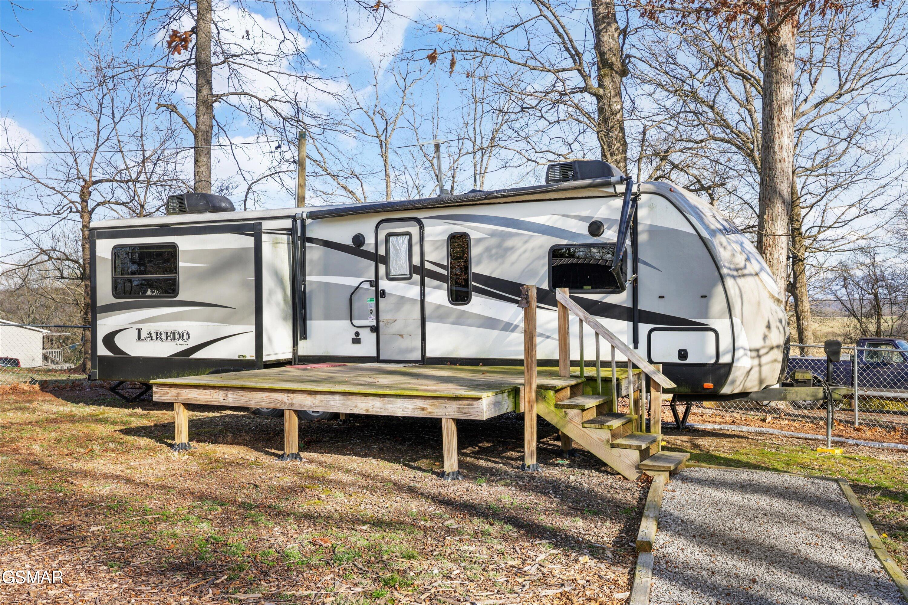 1729 Walnut Hill Lane Sevierville TN 37876