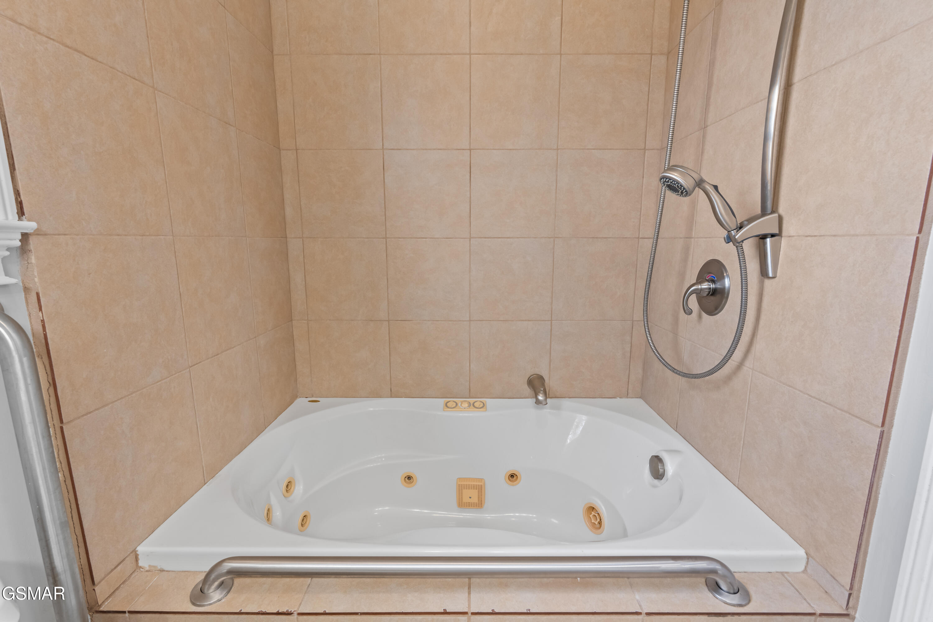 4224 S Boogertown Road Sevierville TN 37876