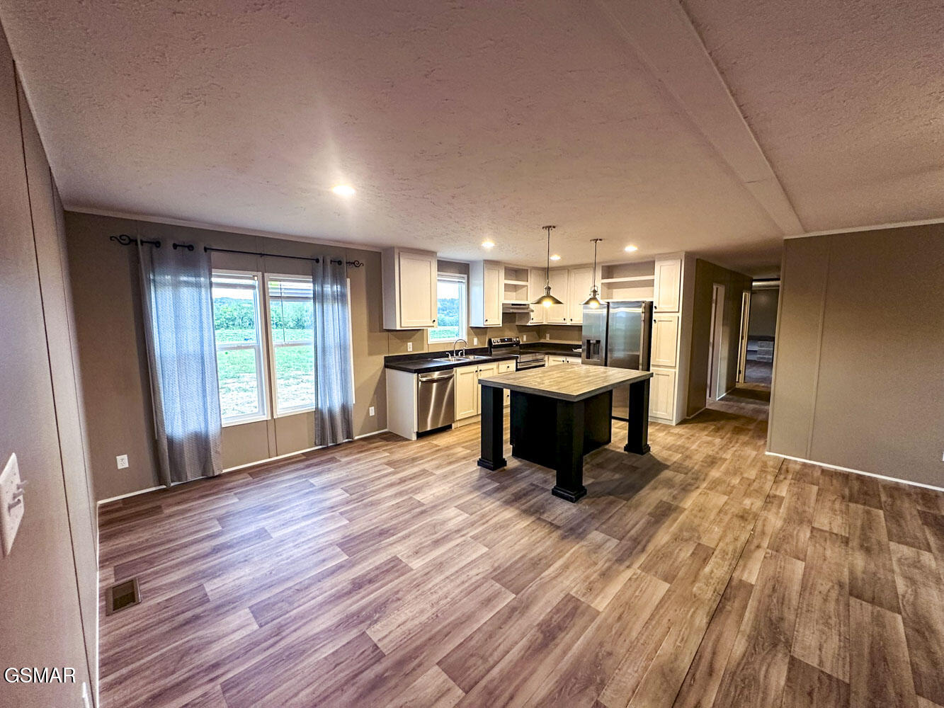 1555 River Path Morristown TN 37813