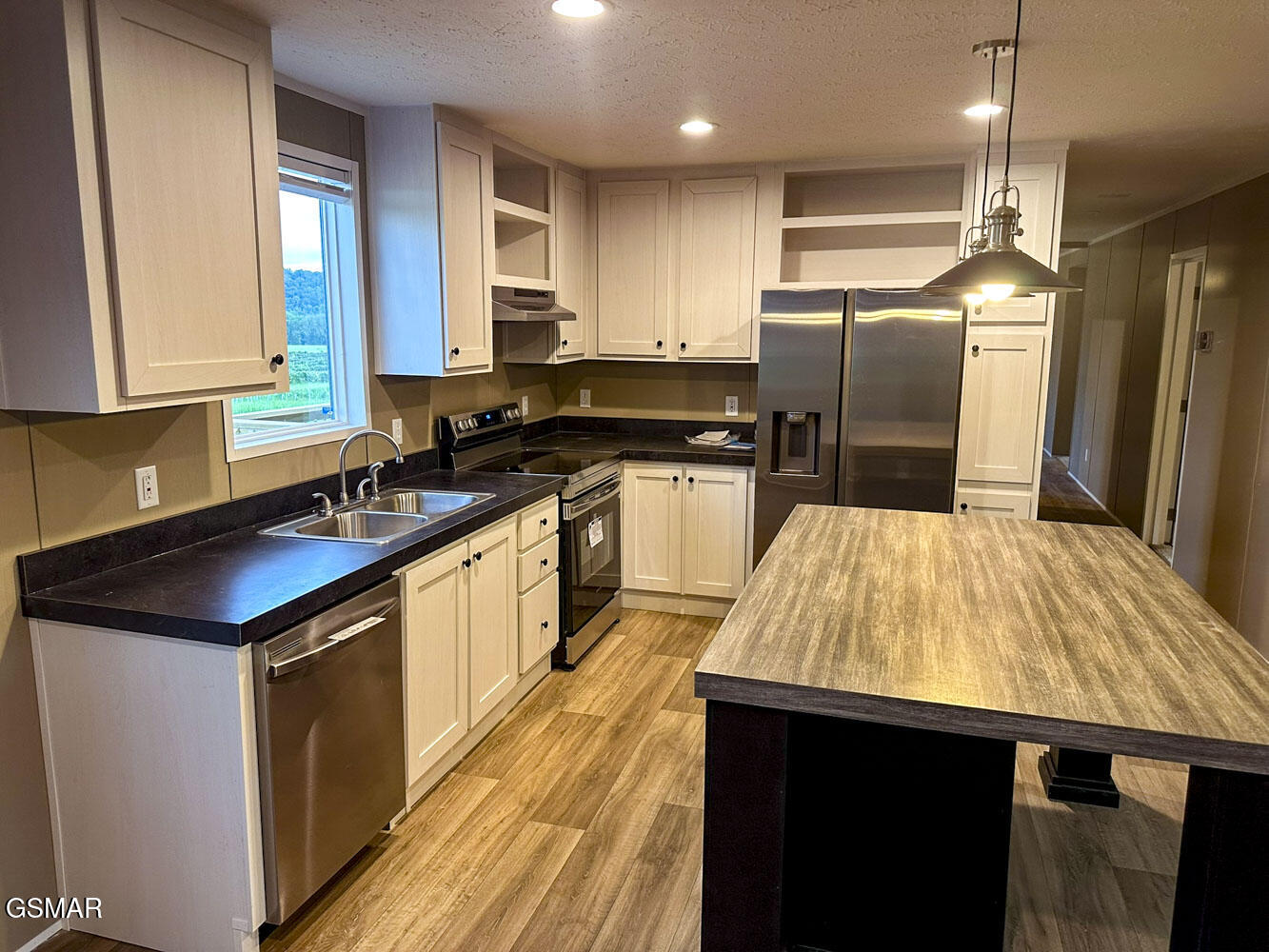 1555 River Path Morristown TN 37813