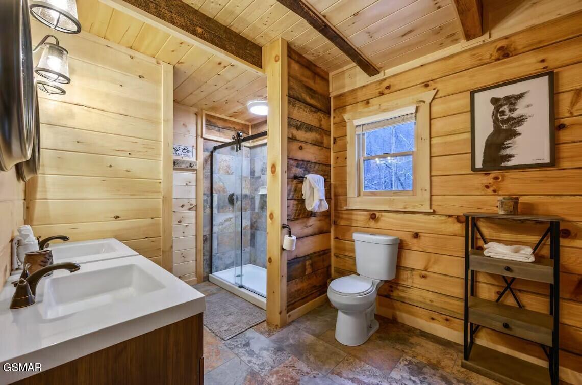 709 Spring Drive Gatlinburg TN 37738