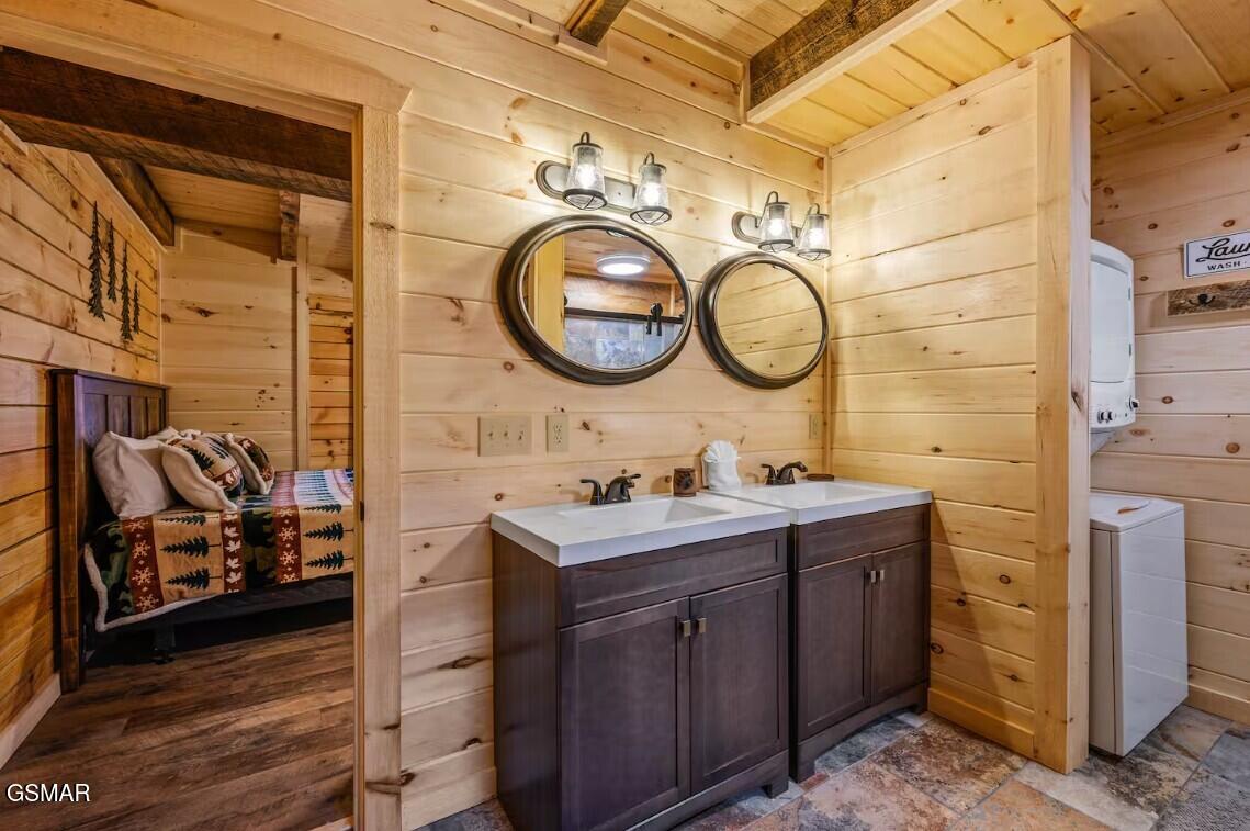 709 Spring Drive Gatlinburg TN 37738