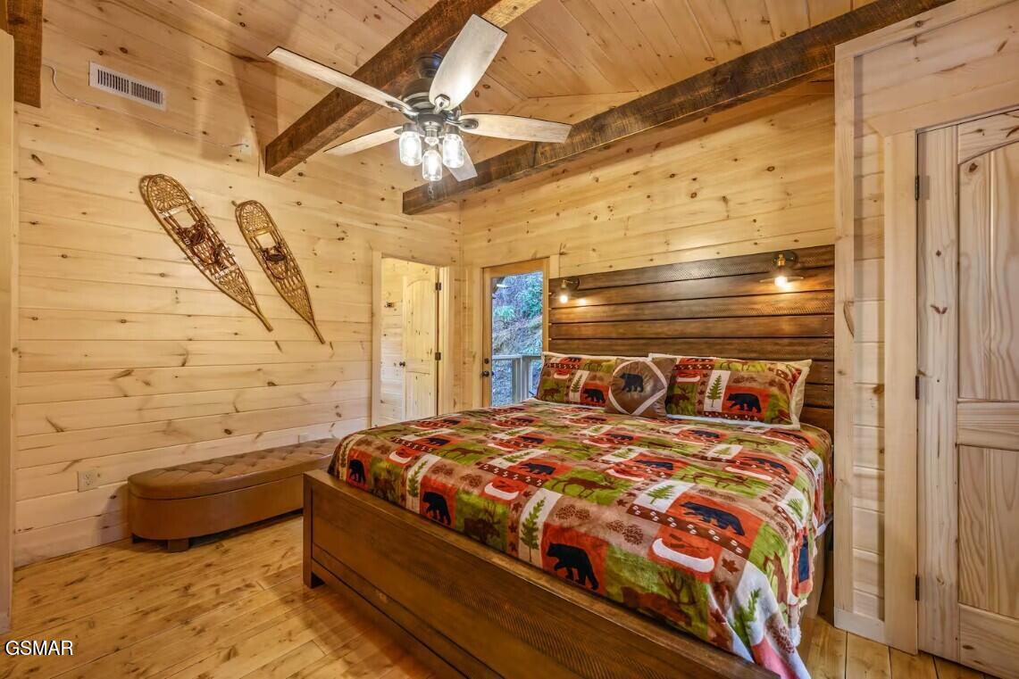 709 Spring Drive Gatlinburg TN 37738