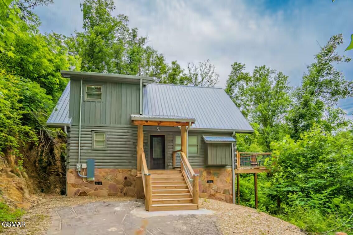 709 Spring Drive Gatlinburg TN 37738