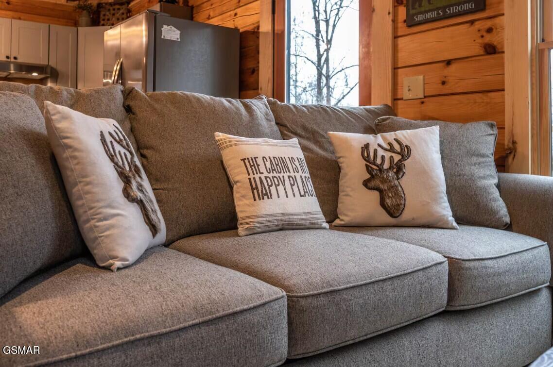 709 Spring Drive Gatlinburg TN 37738