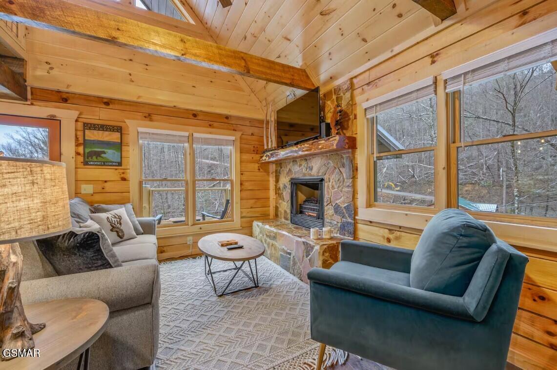 709 Spring Drive Gatlinburg TN 37738