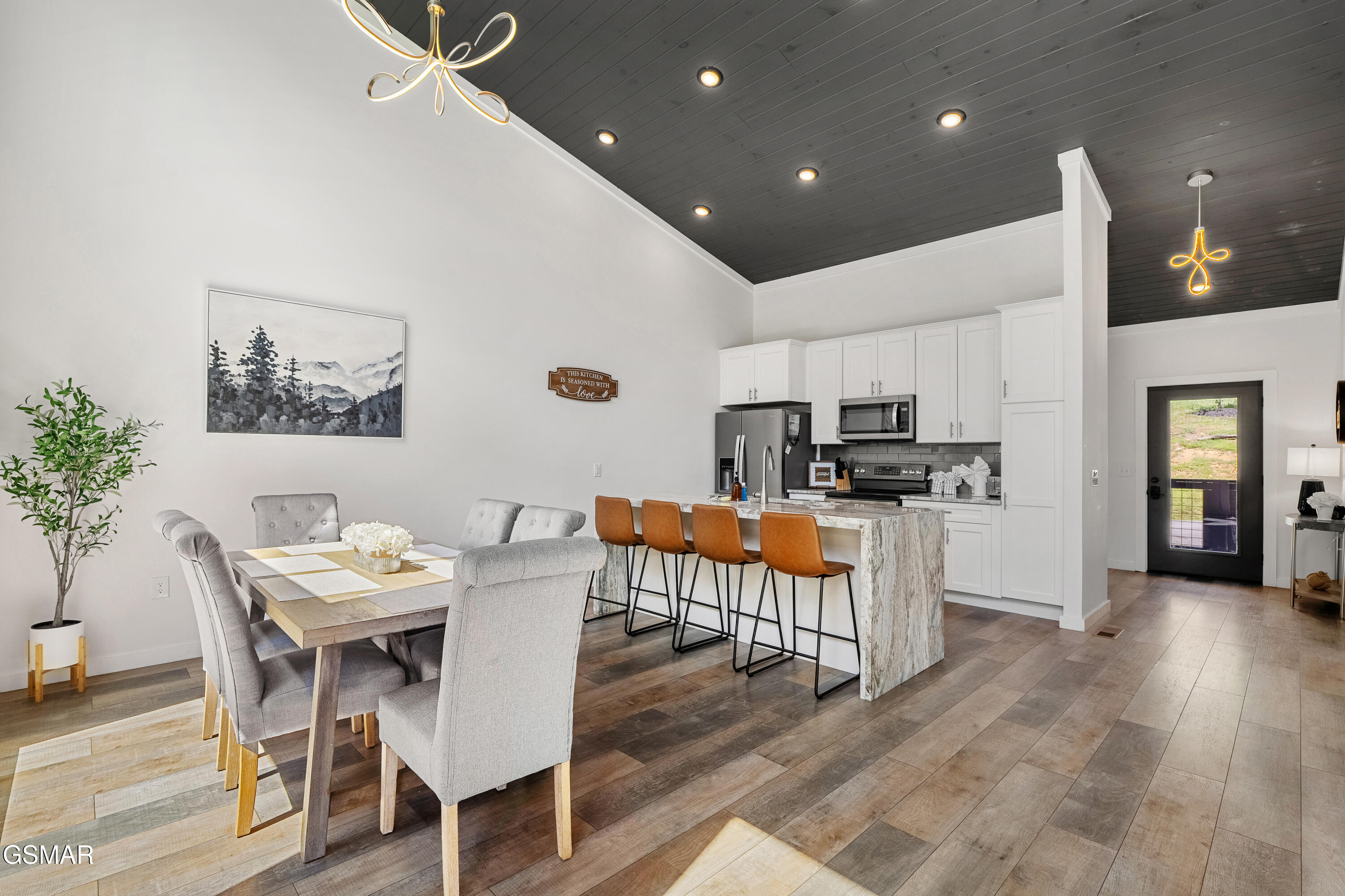 612 Sunset Lane Gatlinburg TN 37738