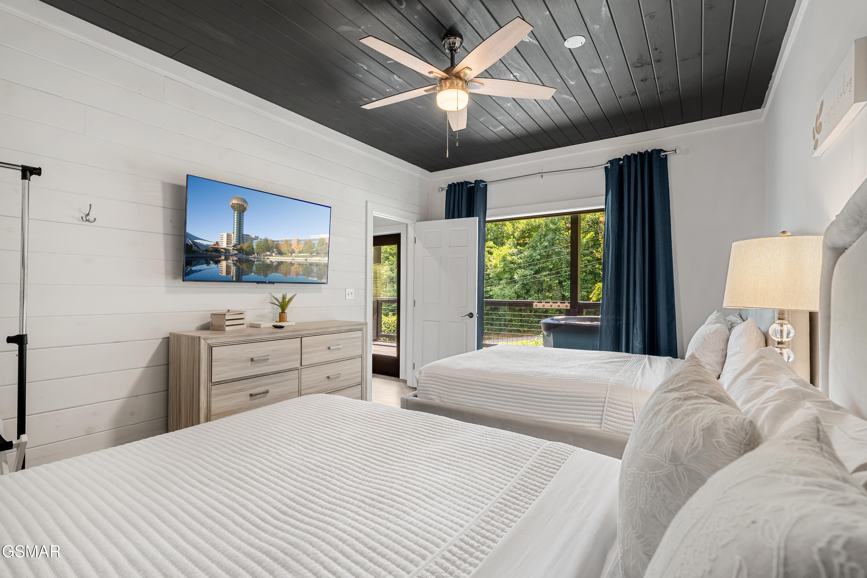 612 Sunset Lane Gatlinburg TN 37738