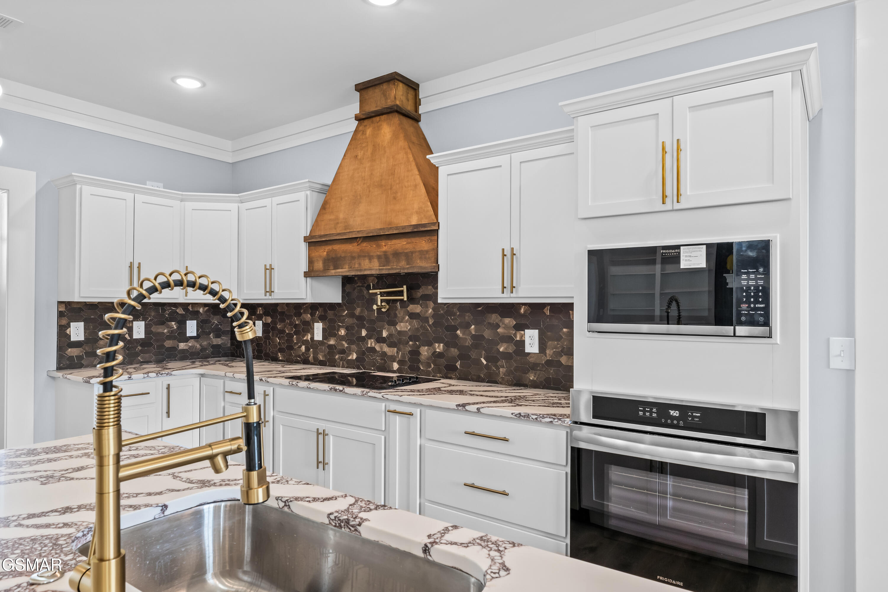 2410 Iron Forge Way Sevierville TN 37876