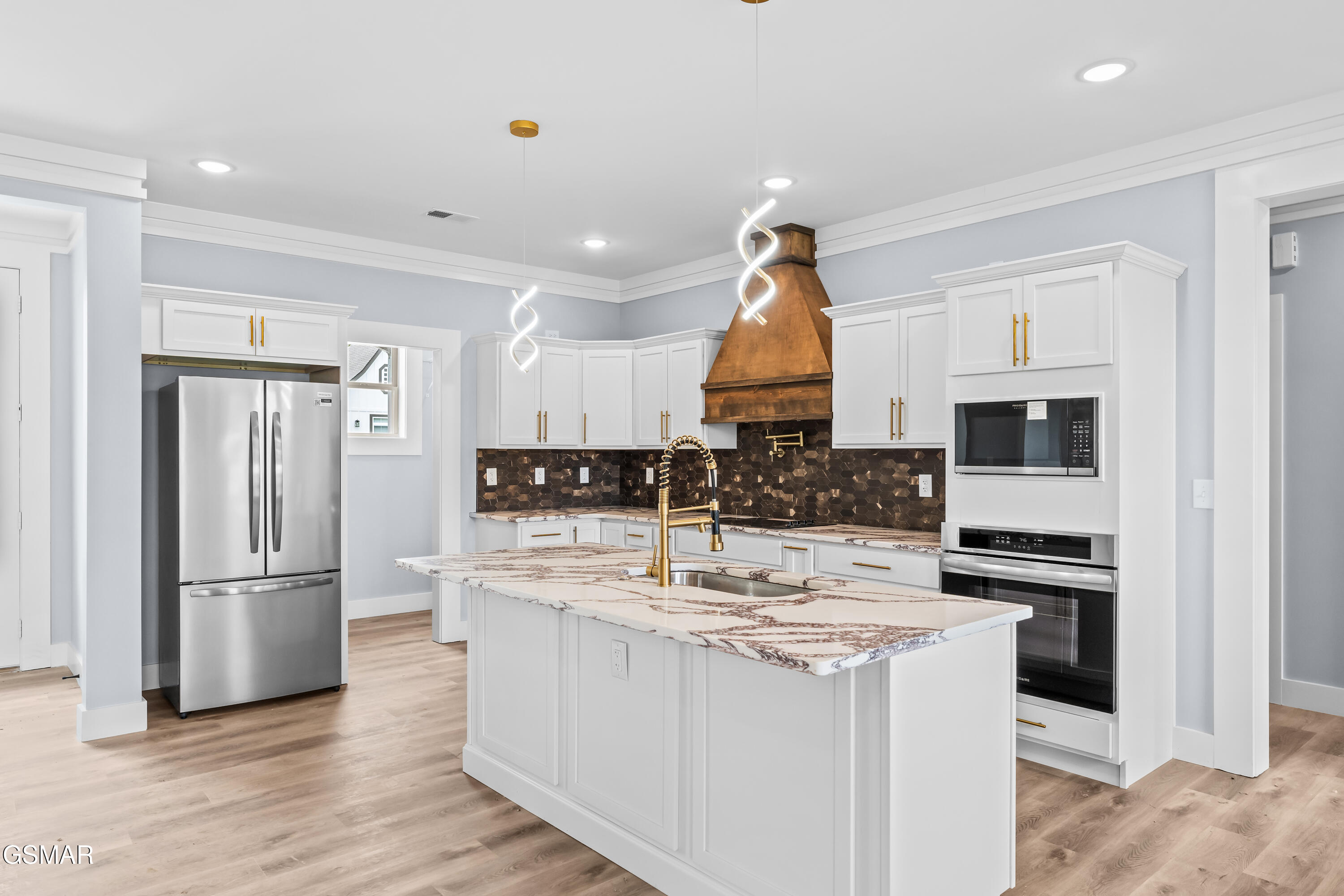 2410 Iron Forge Way Sevierville TN 37876