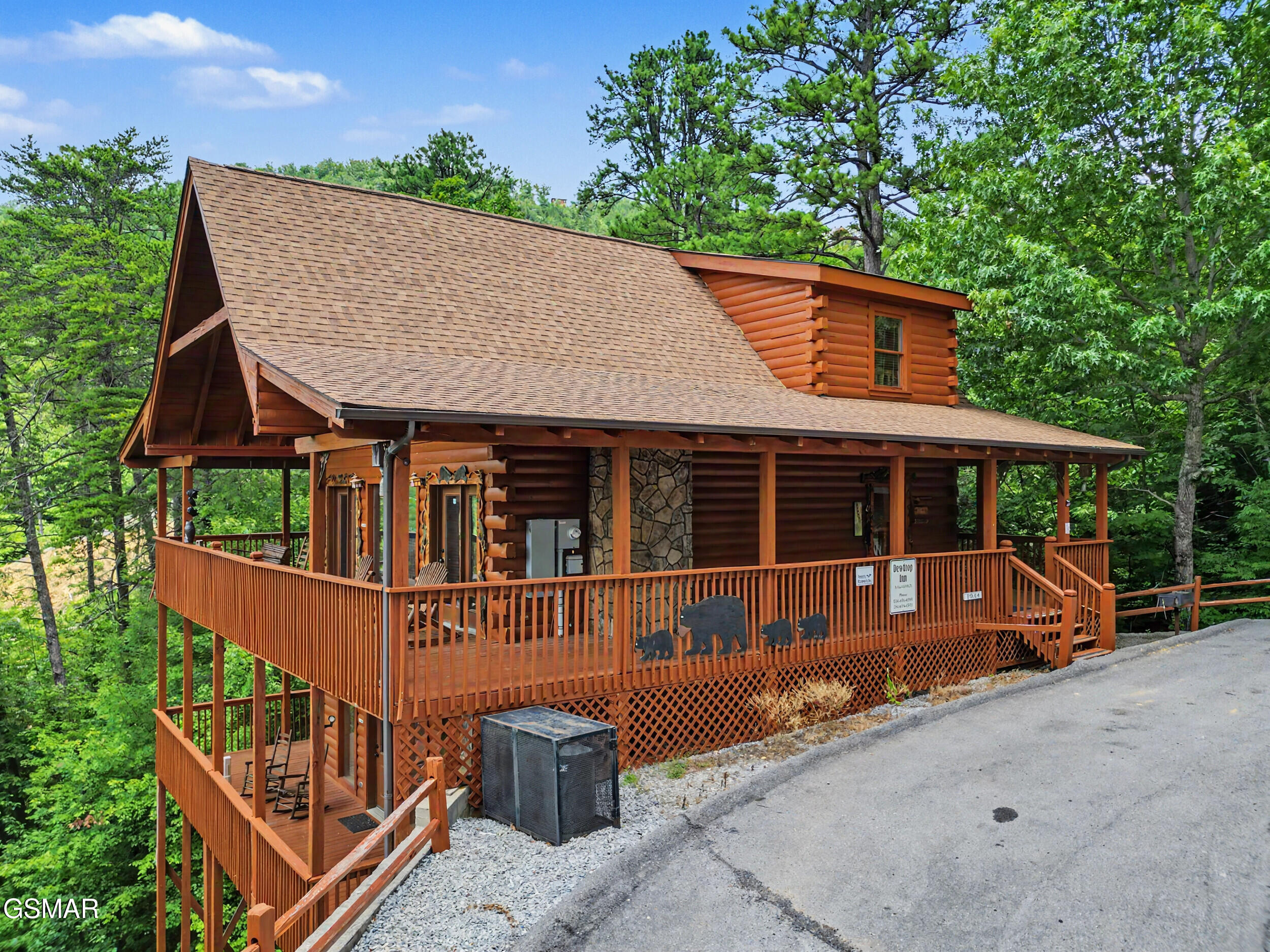 1944 E Mountain Way Sevierville TN 37876