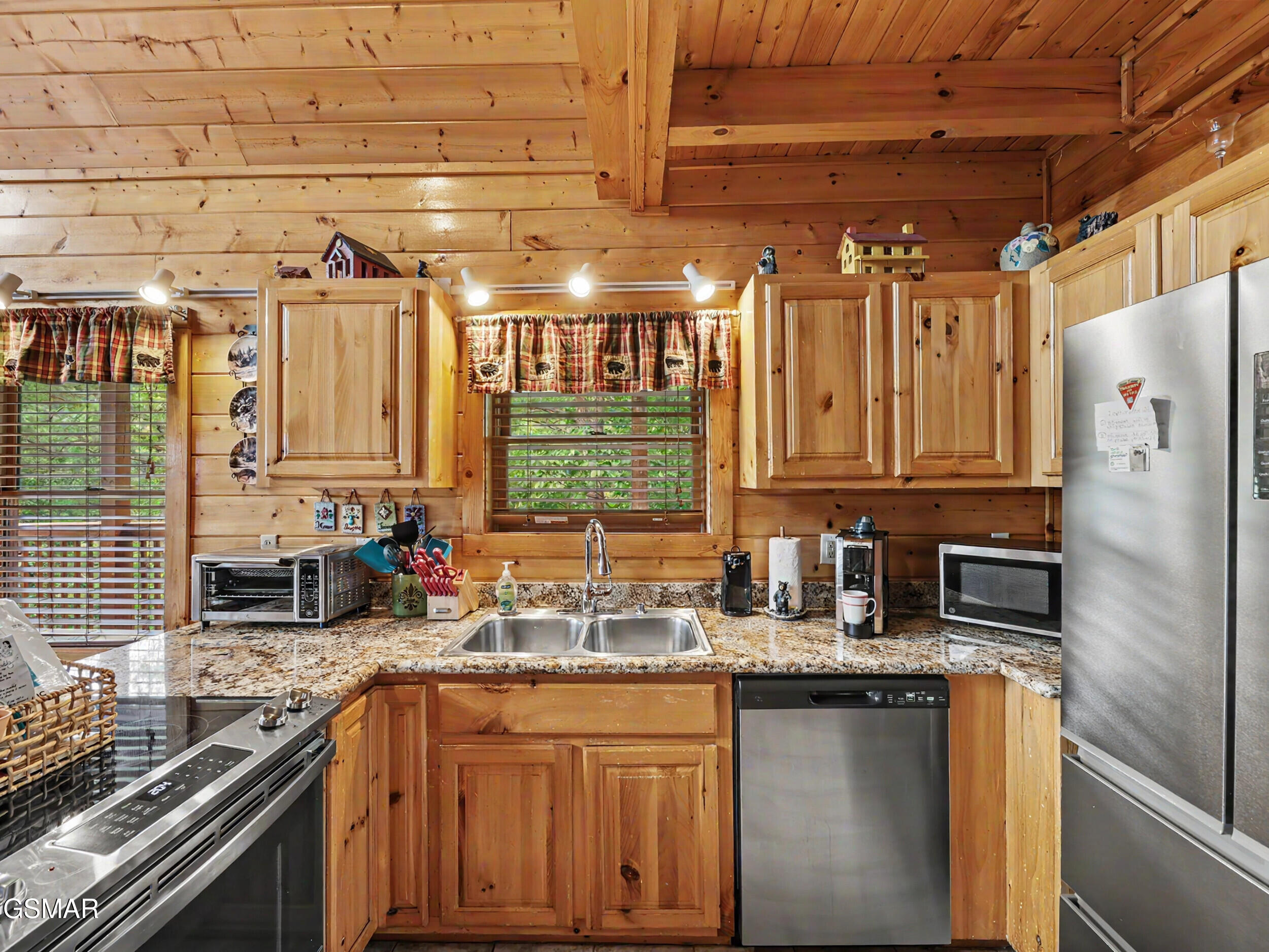 1944 E Mountain Way Sevierville TN 37876